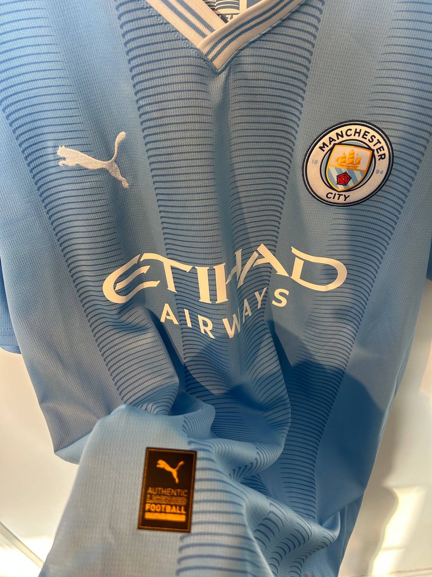 Manchester City 2023-24 Home Shirt - Haaland #9 - M