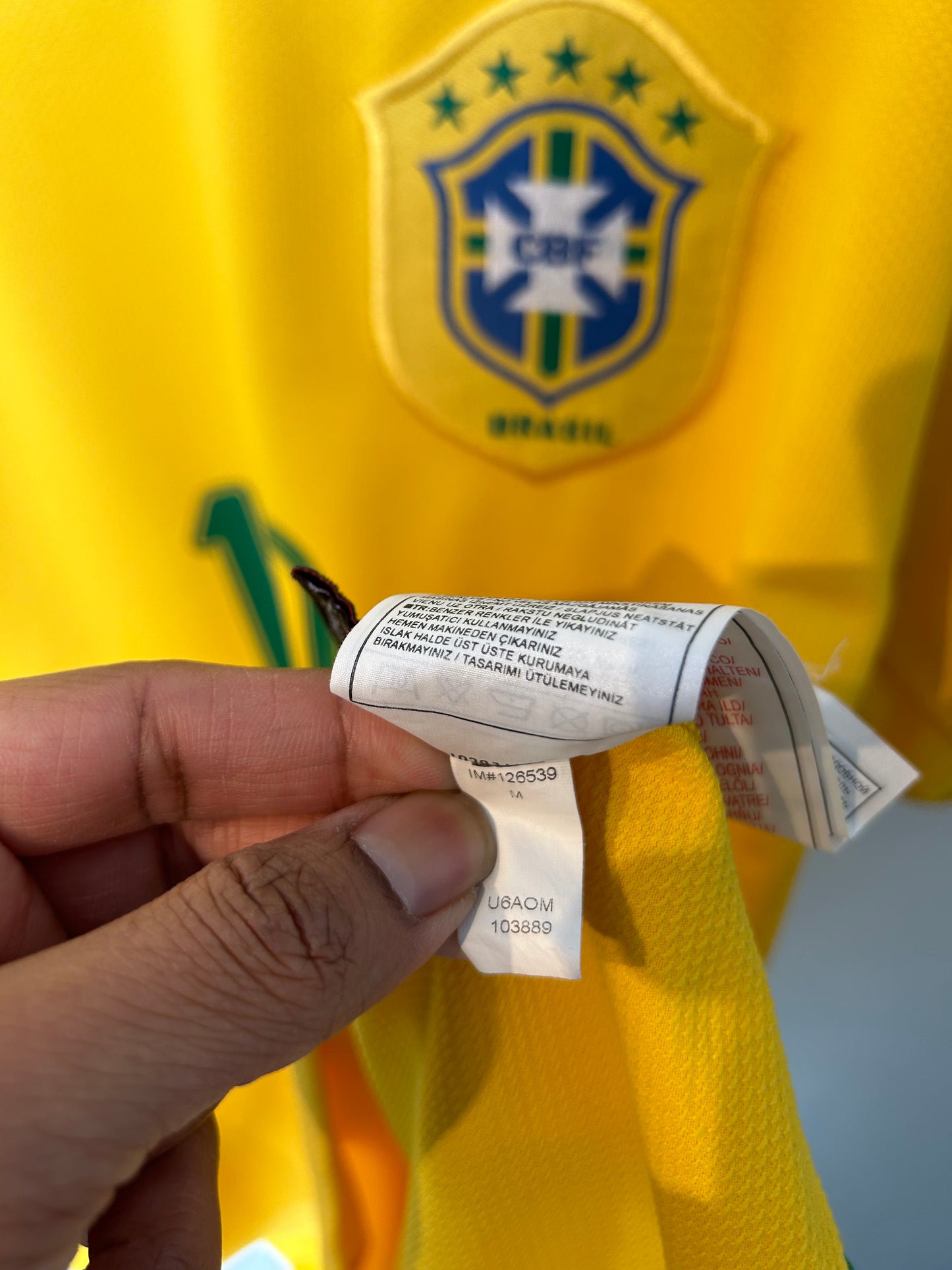 Brazil 2006-08 Home Shirt - Ronaldinho #10 - M