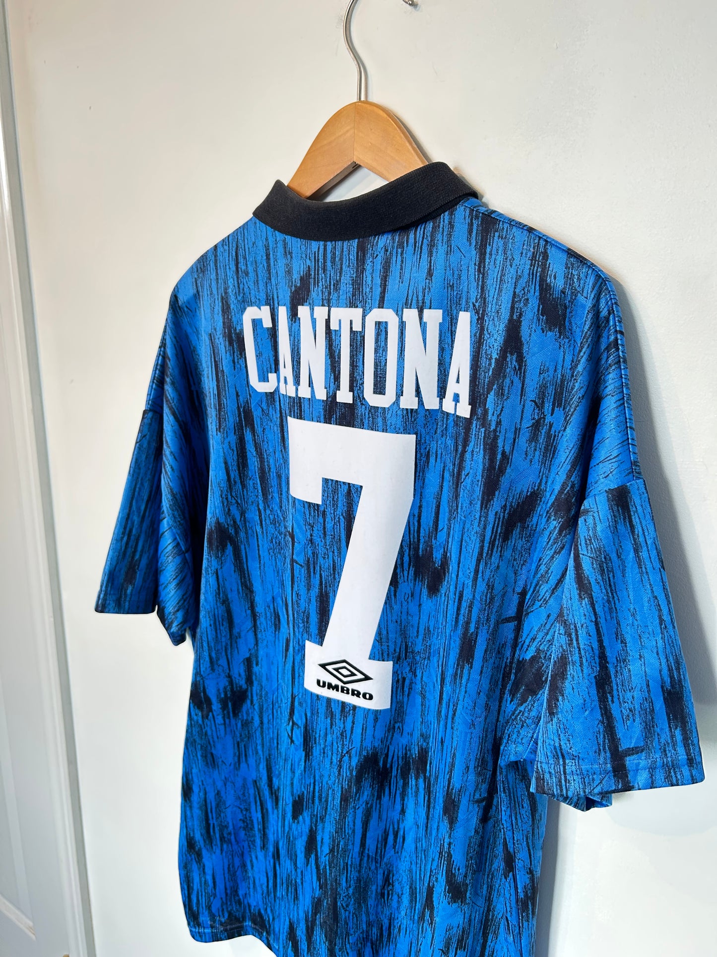 Manchester United 1992-93 Away Shirt - Cantona #7 - XL
