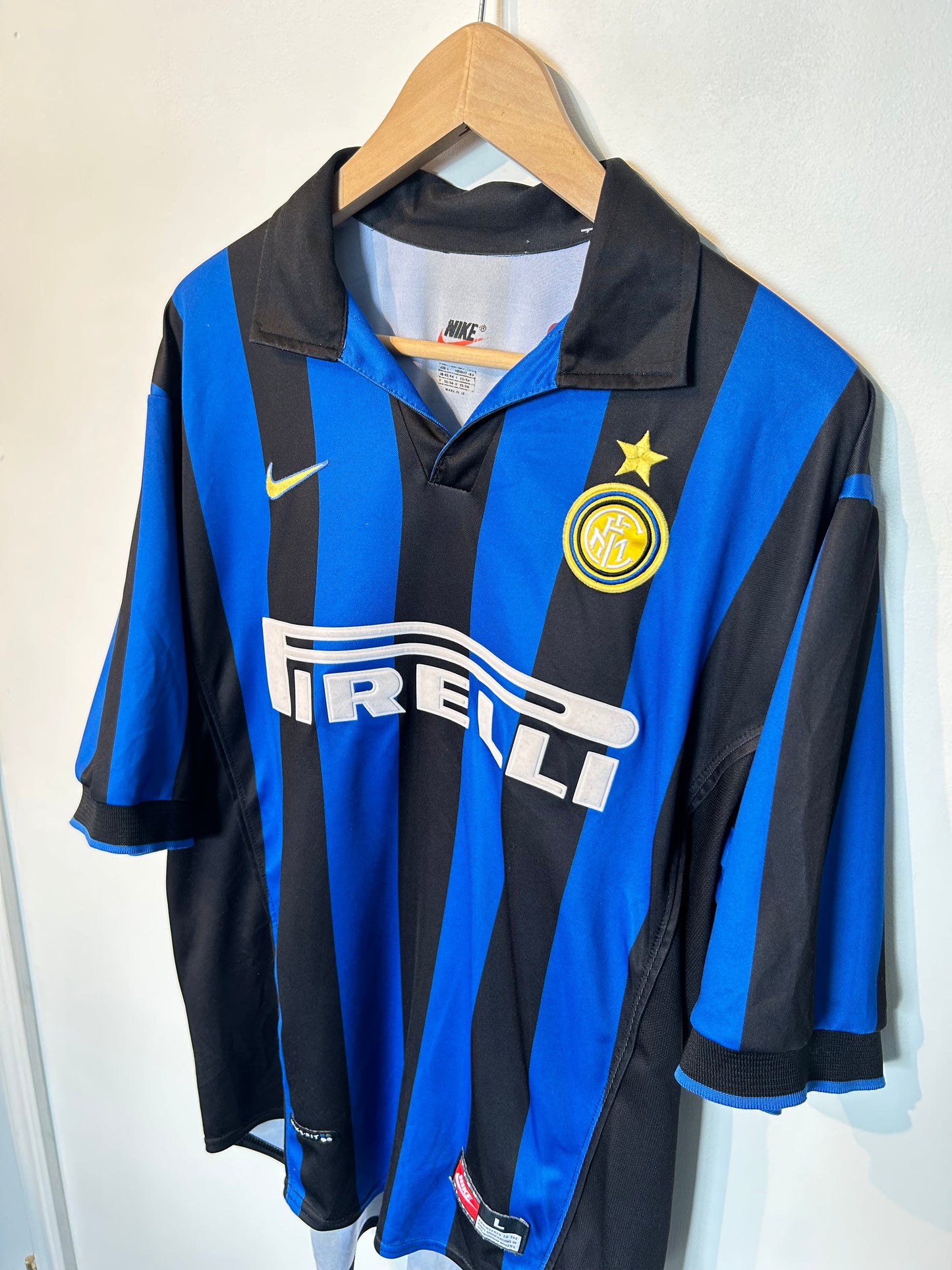 Inter Milan 1998-99 Home Shirt - Ronaldo #9 - L