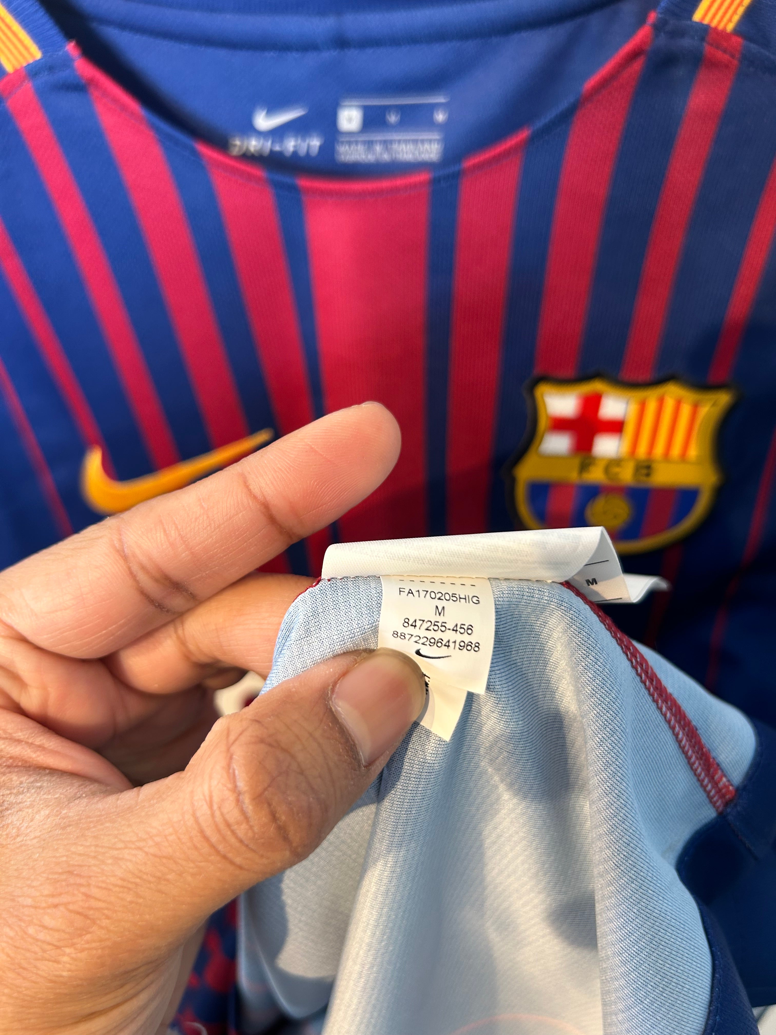Barcelona 2017-18 Home Shirt - Messi #10 - M – Football Heaven