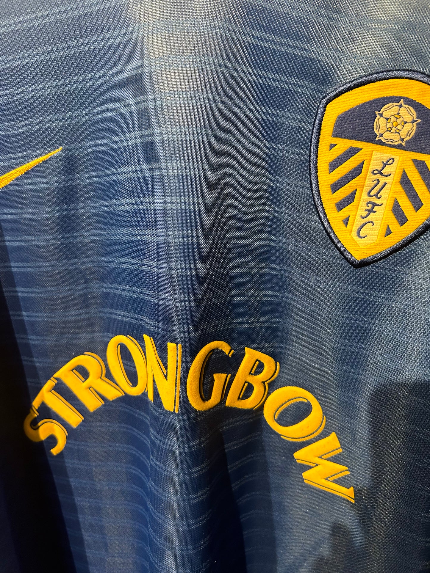 Leeds United 2001-03 Away L/S - Viduka #9 - XL