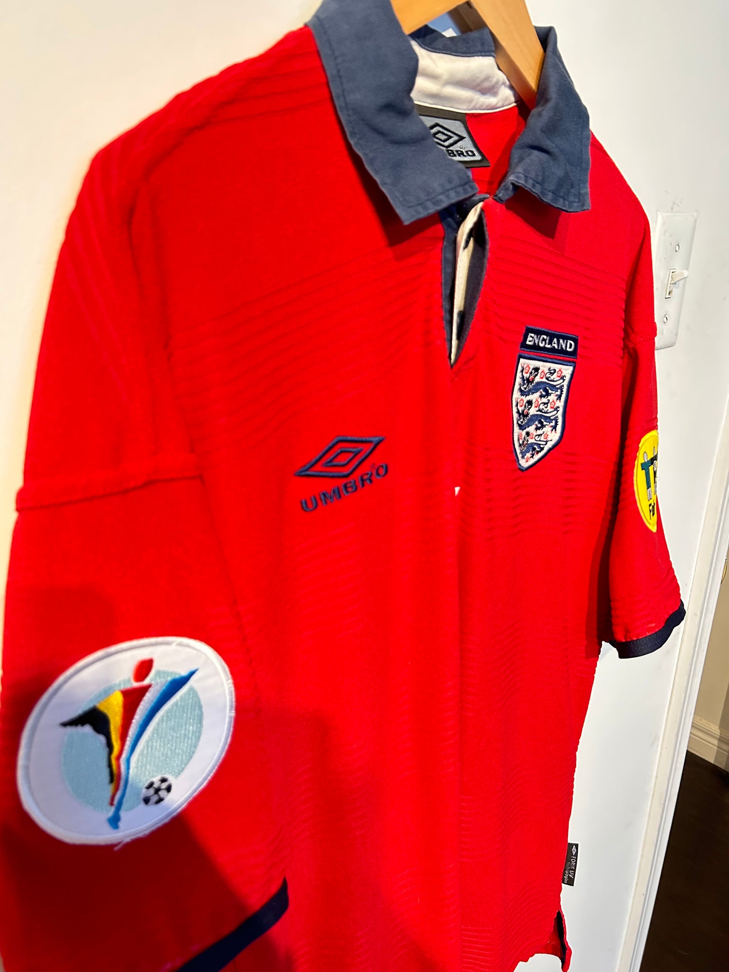 England 1999-01 Away Shirt - Beckham #7 - M