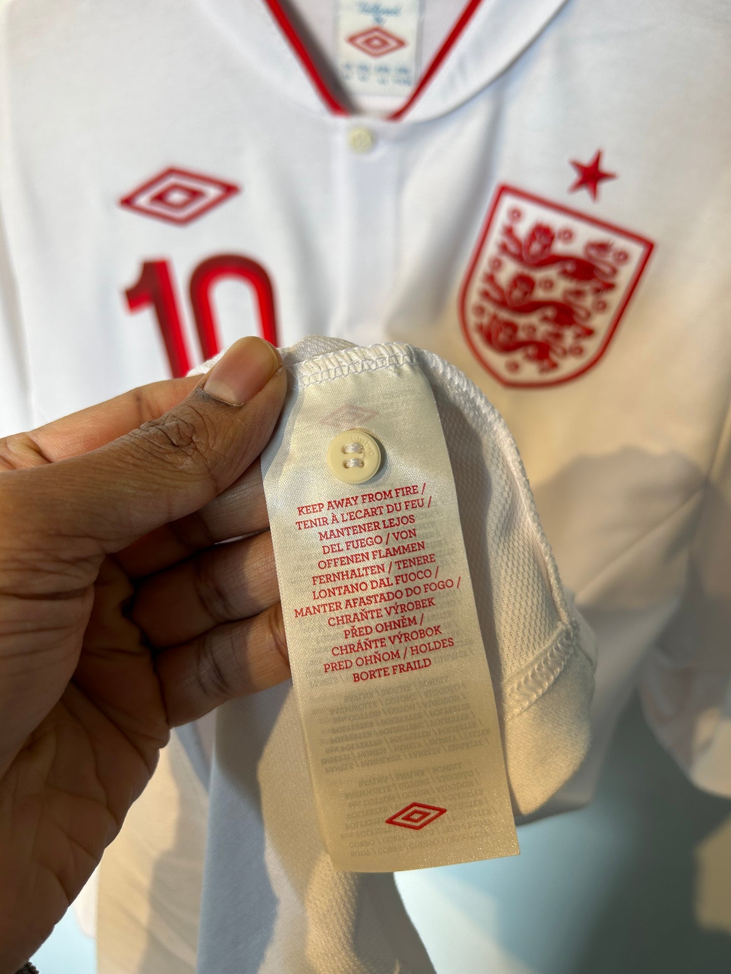 England 2012-13 Home Shirt - Rooney #10 - L