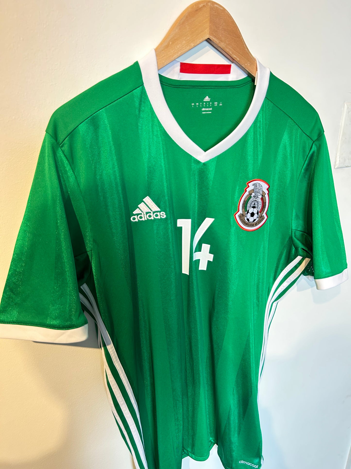 Mexico 2016-17 Home Shirt - Chicharito #14 - L