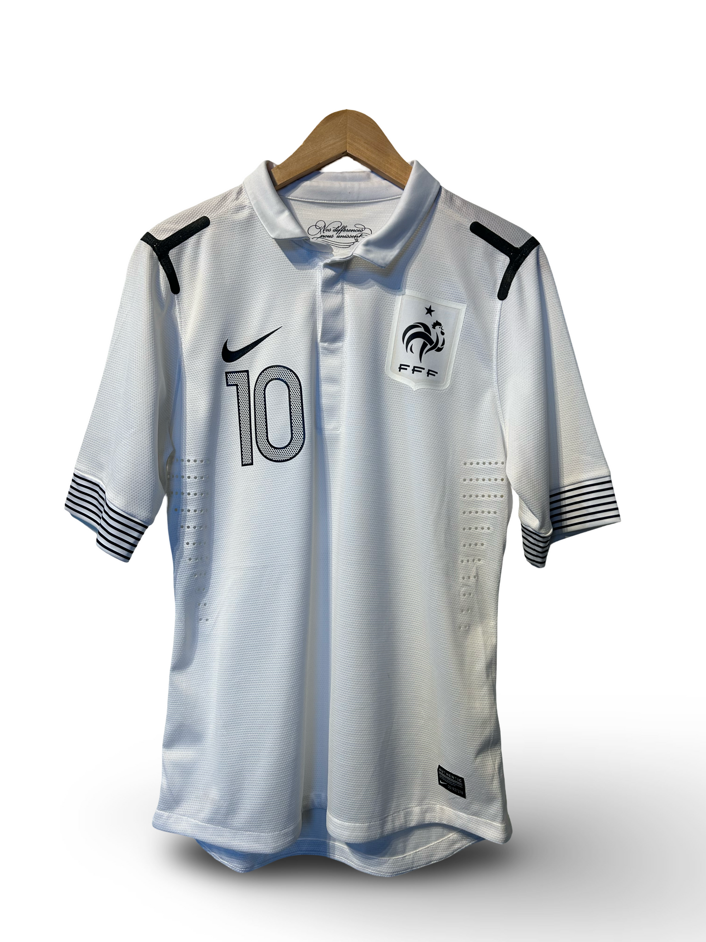 France 2012 Away Shirt, #10 Karim Benzema - M