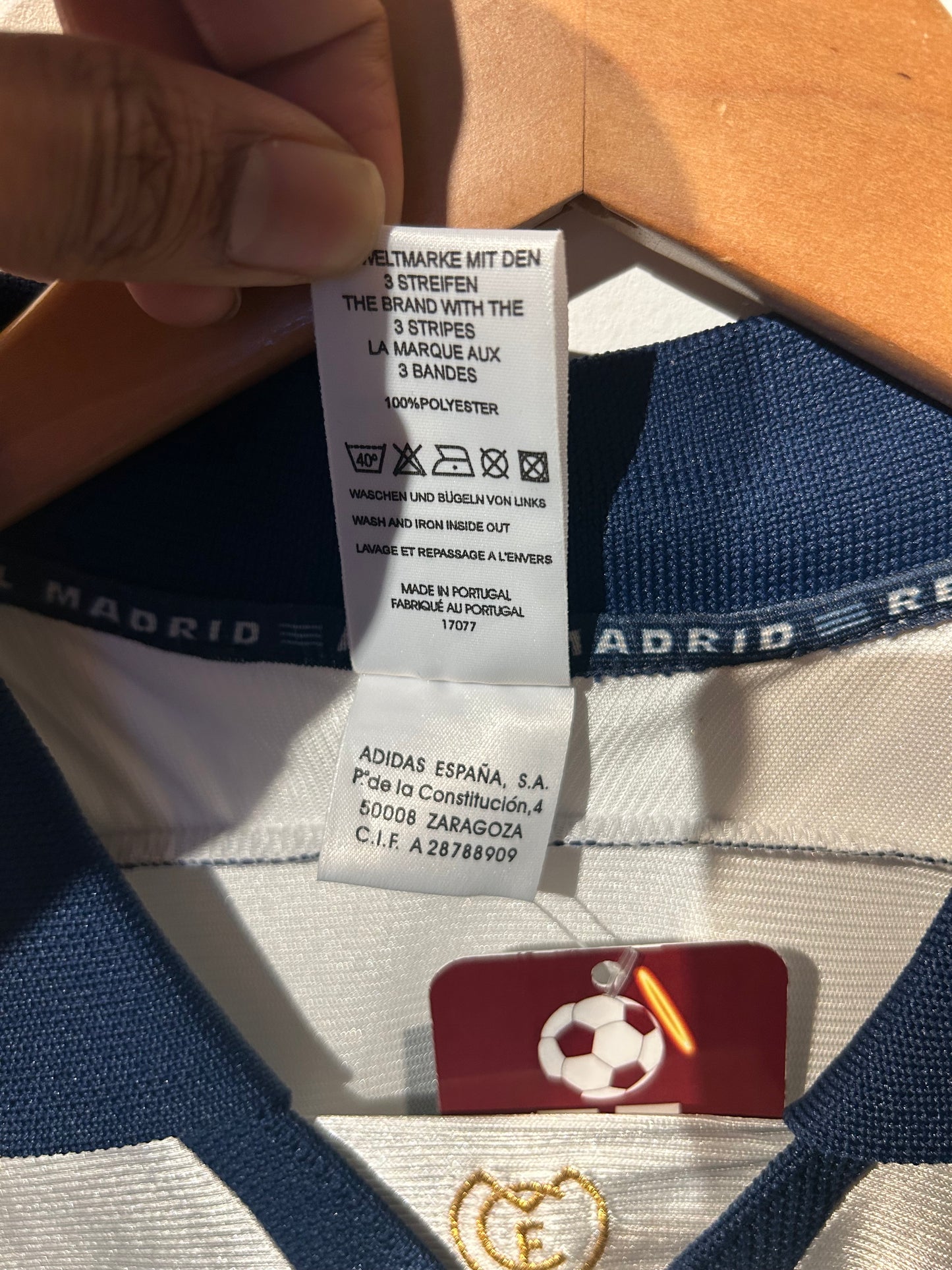 Real Madrid 1999-00 Home Shirt - Raul #7 - L