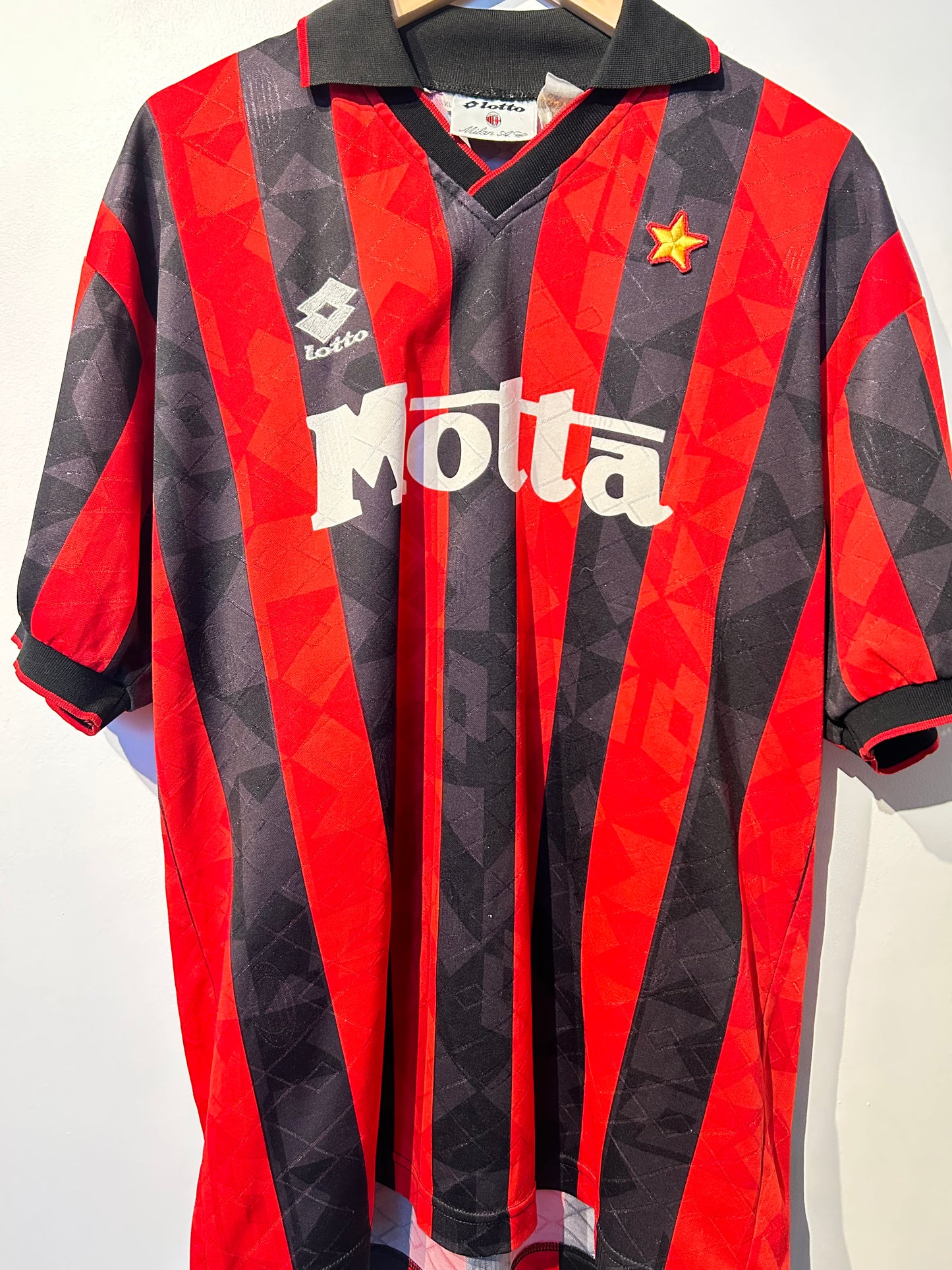 AC Milan 1994-95 Home Shirt - XL