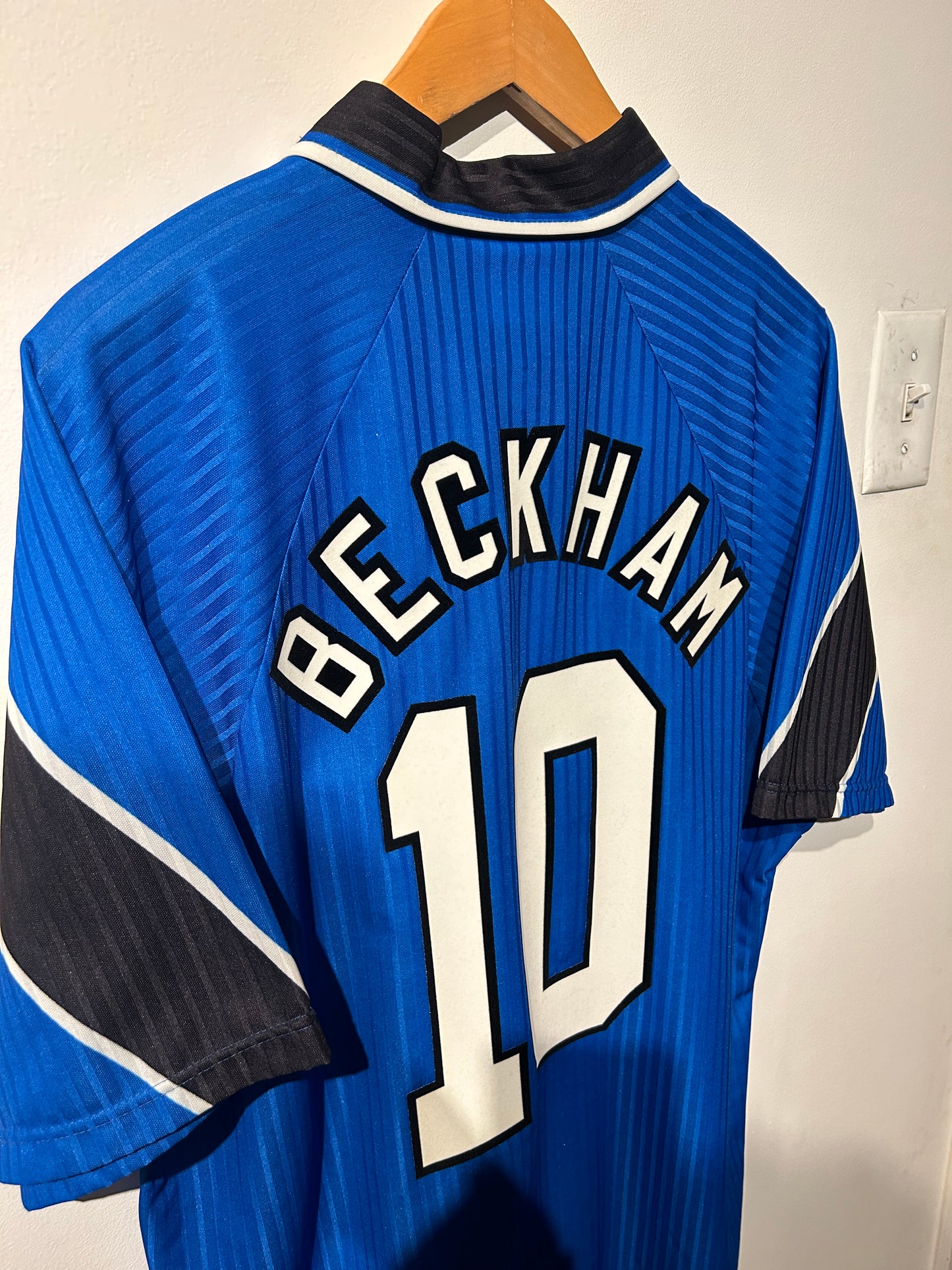 Manchester United 1996-98 Third Shirt - Beckham #10 - L