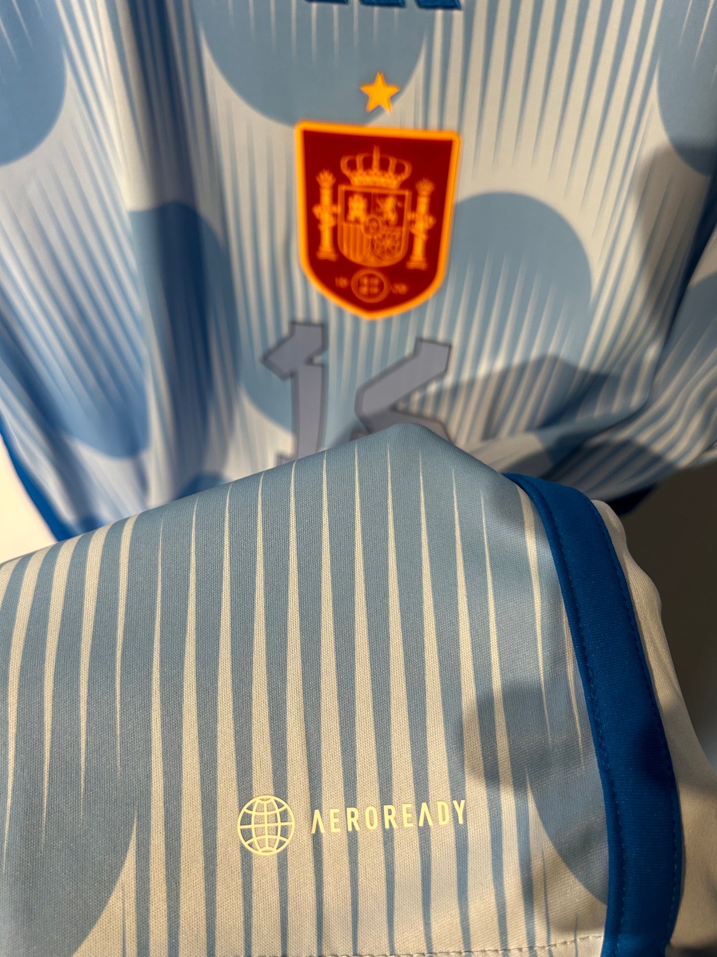 Spain 2022-23 Away Shirt - Rodri #16 - L