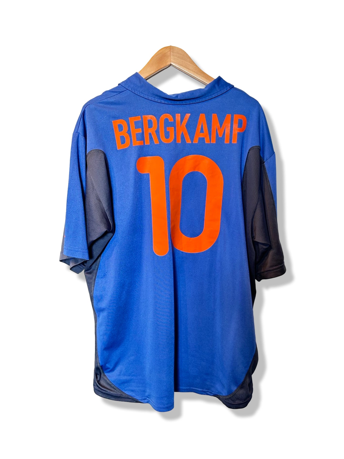 Netherlands 2000-02 Away Shirt - Bergkamp #10 - XL