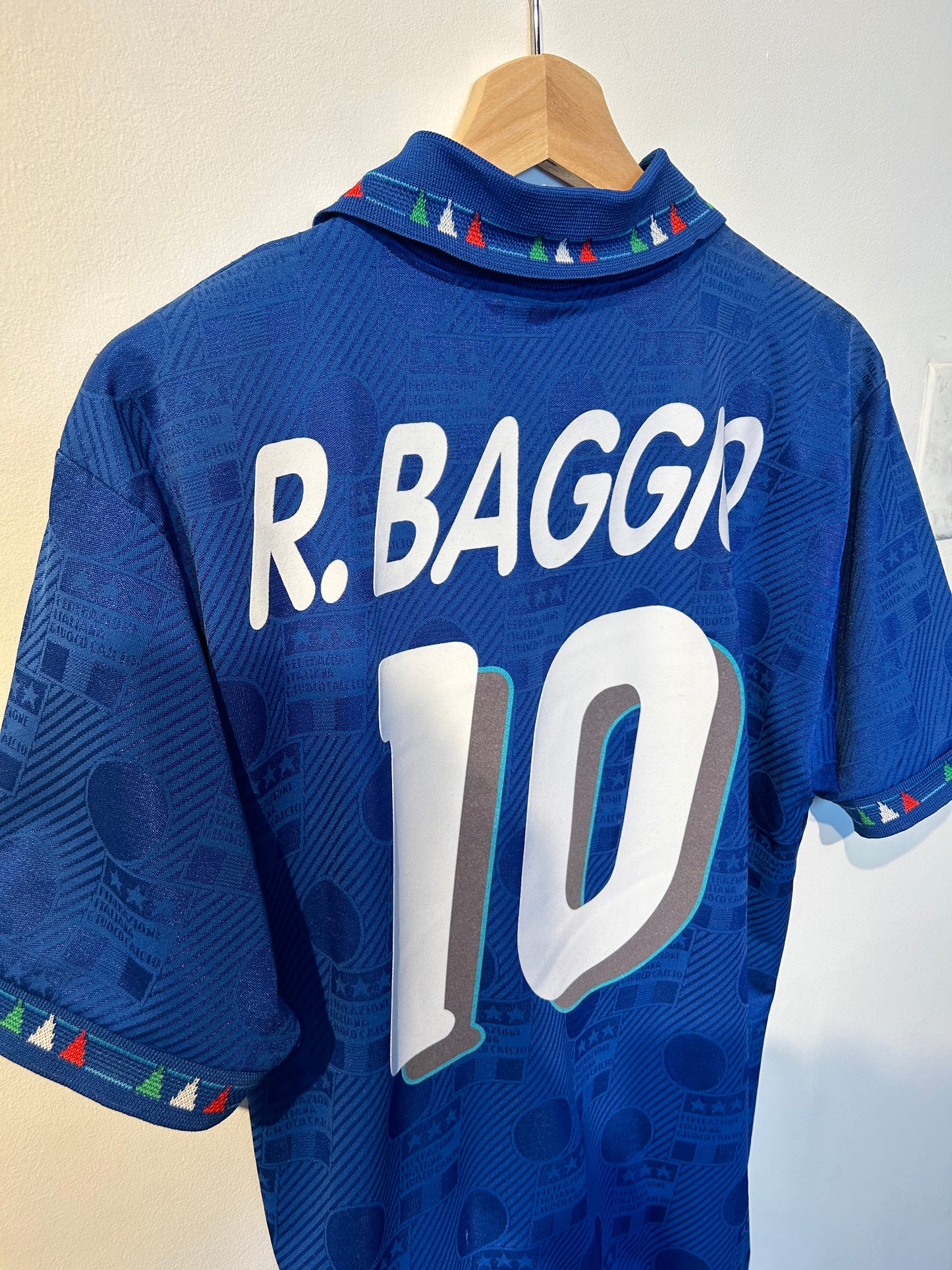 Italy 1994 Home Shirt - R. Baggio #10 - L