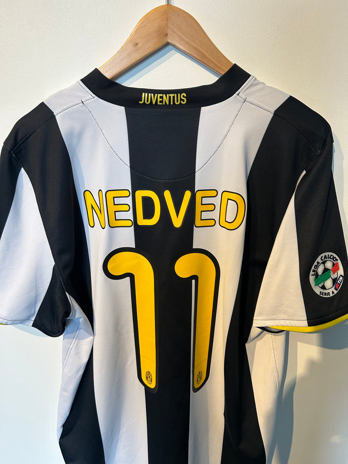 Juventus 2008-09 Home Shirt - Nedved #11 - M