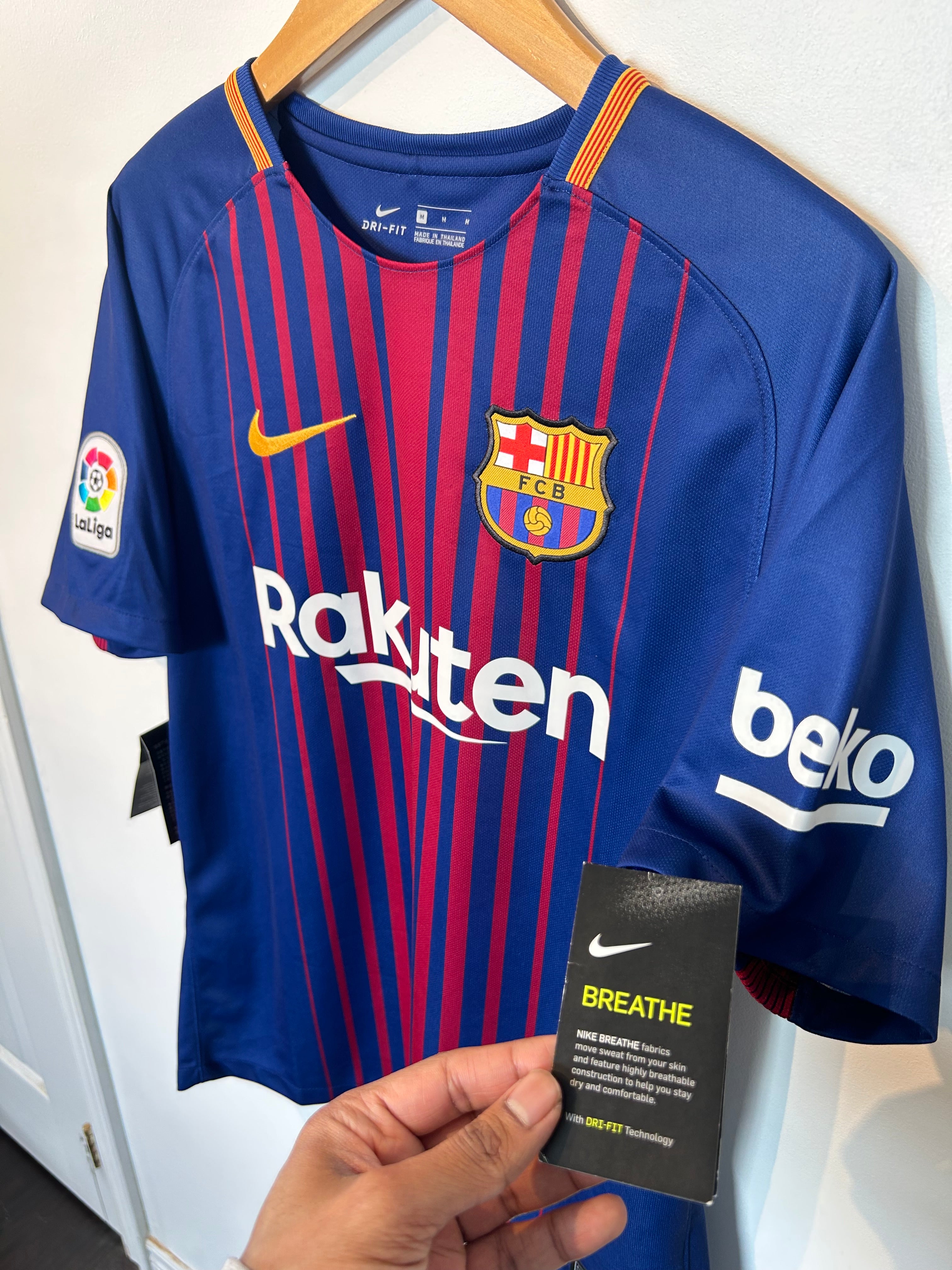 Barcelona 2017-18 Home Shirt - Messi #10 - M – Football Heaven