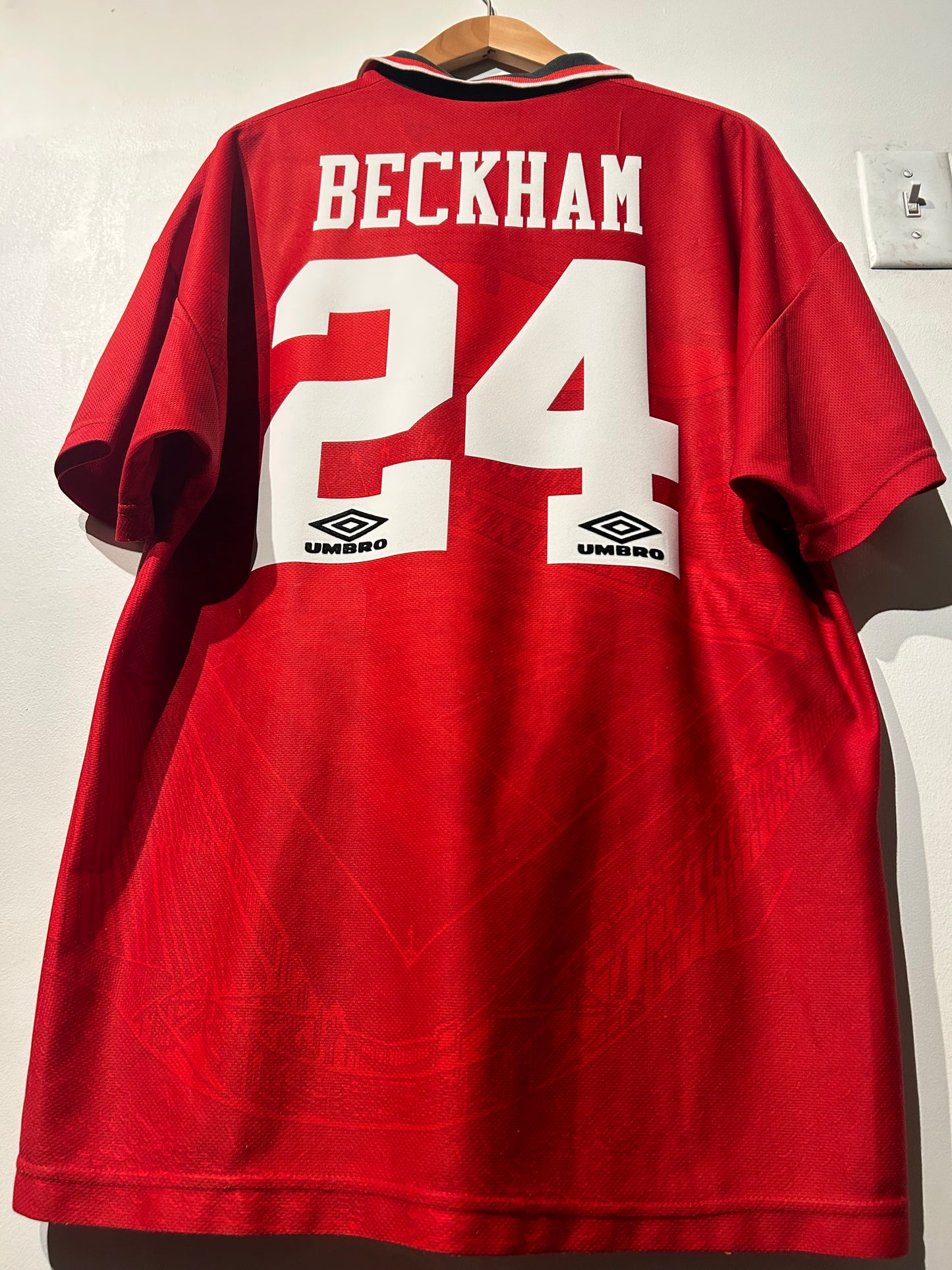 Manchester United 1994-96 Home Shirt - Beckham #24 - XL