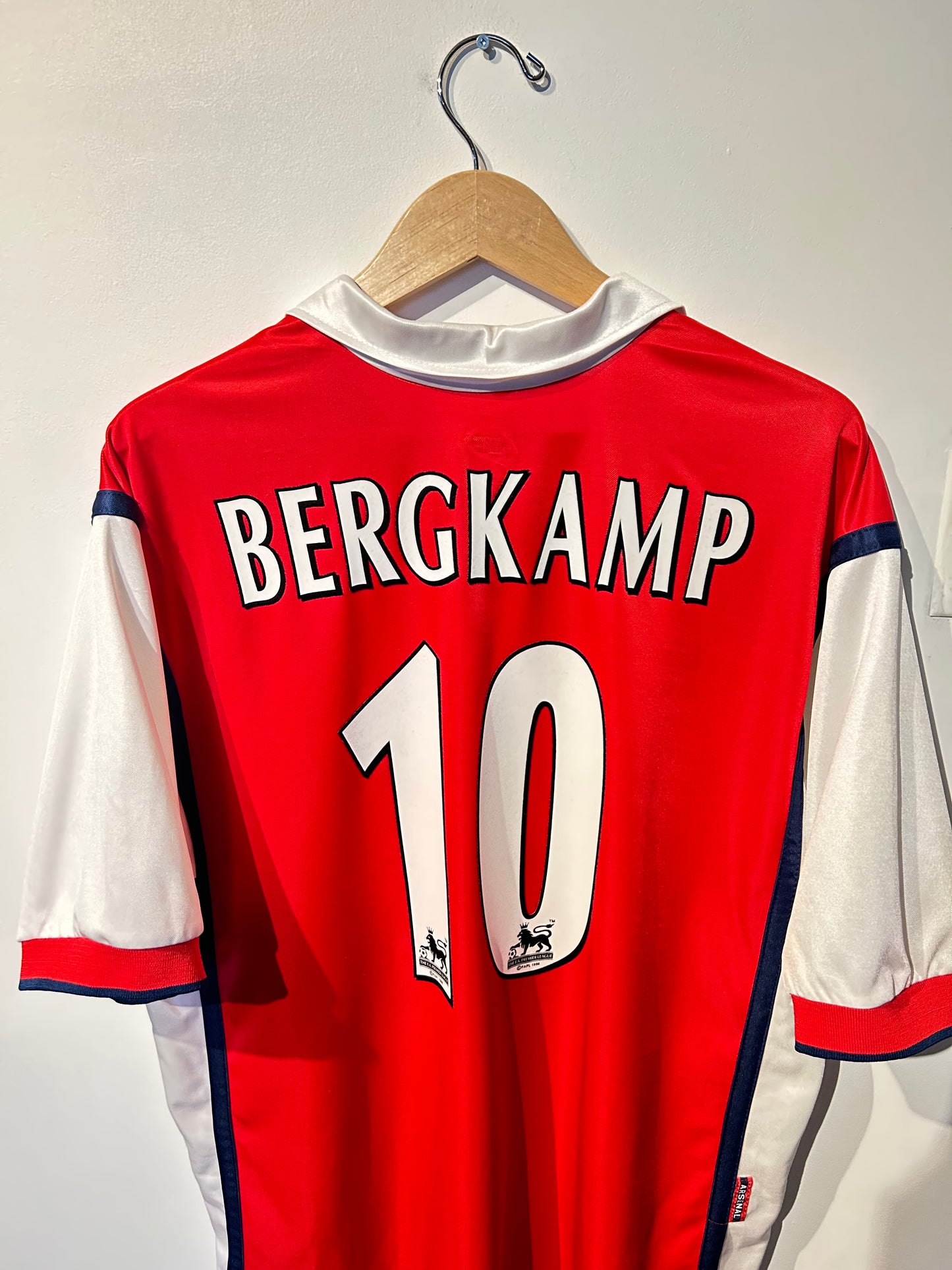 Arsenal 1998-99 Home Shirt - Bergkamp #10 - XL