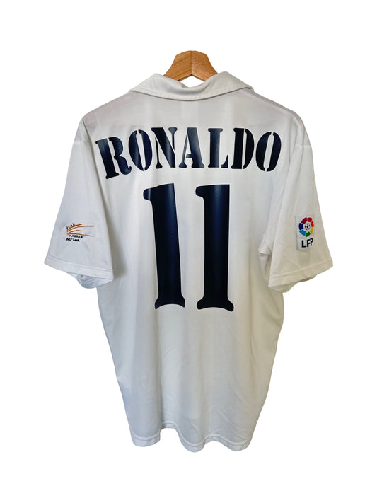 Real Madrid 2002-03 Home Shirt - Ronaldo #11 - M