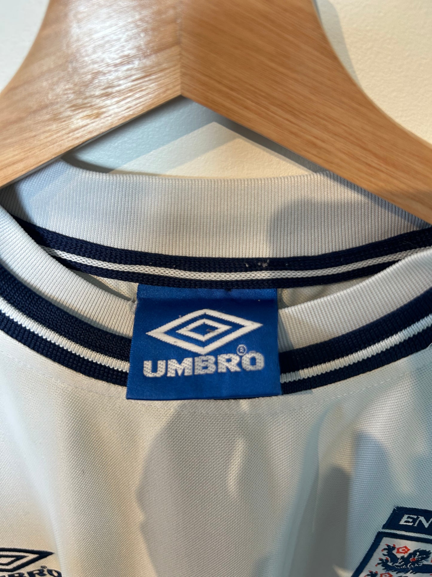 England 1999-01 Home Shirt - Beckham #7 - M