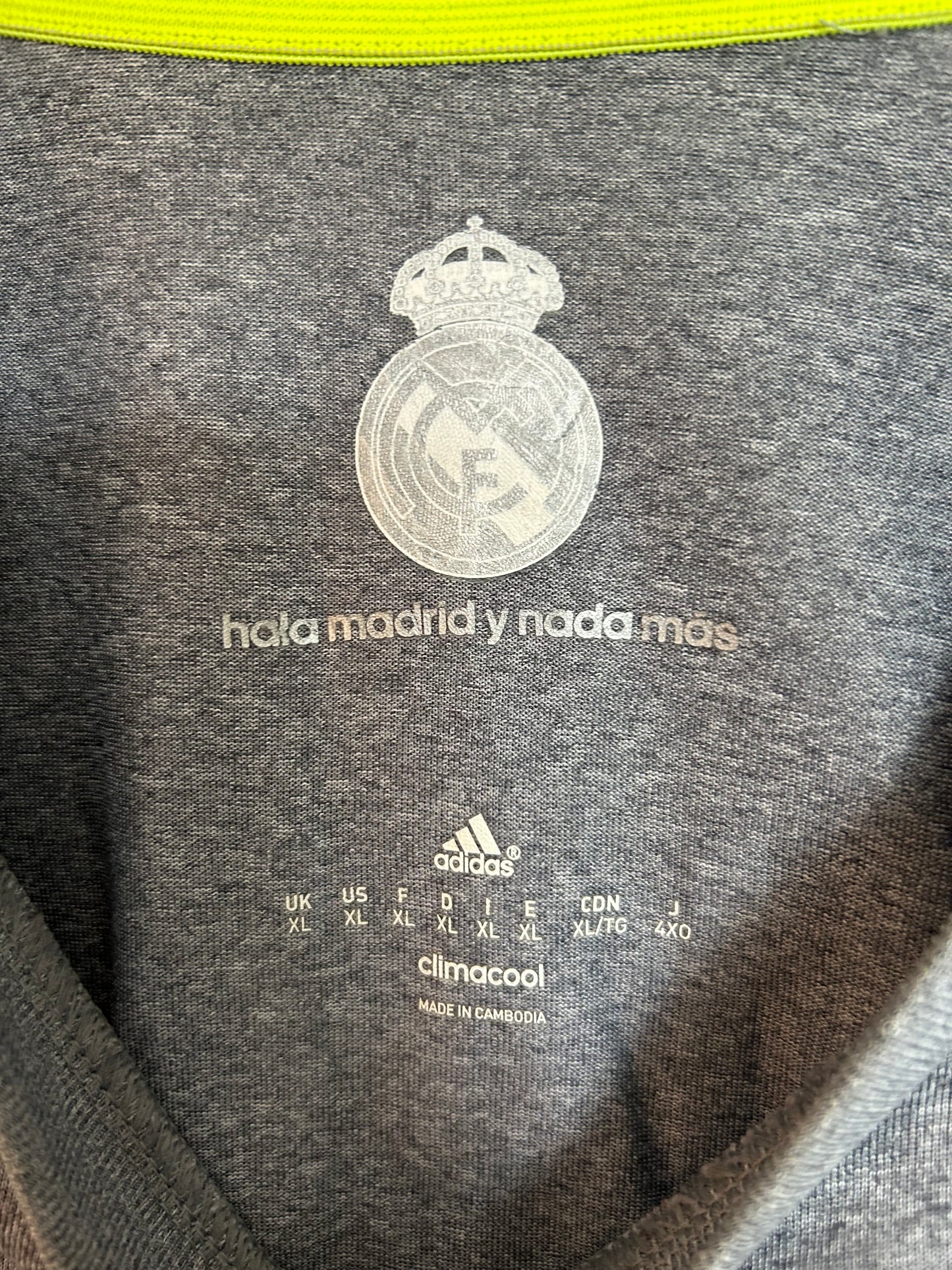 Real Madrid 2015-16 Away Shirt - Ronaldo #7 - XL