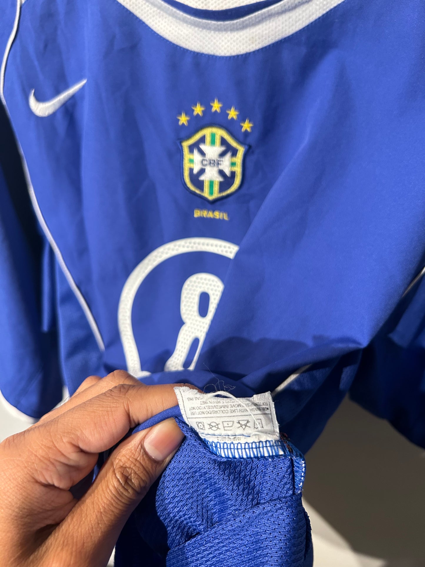 Brazil 2004-06 Away Shirt - Kaka #8 - L