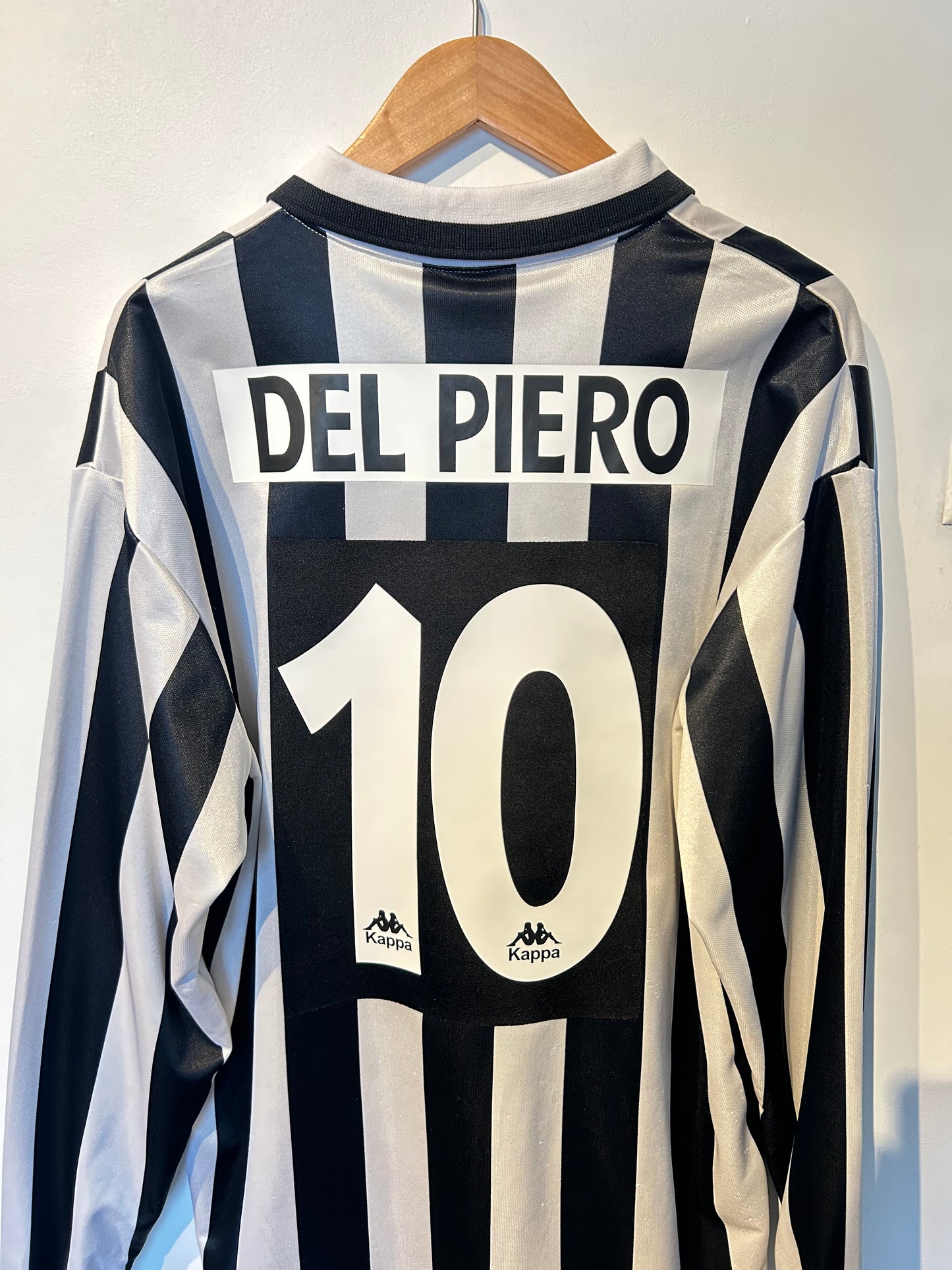 Juventus 1994-95 Home Shirt L/S - Del Piero #10 - L