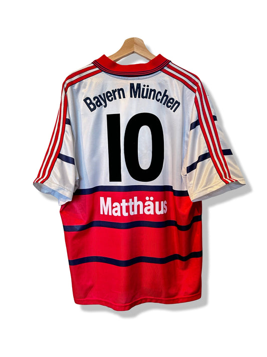 Bayern Munich 1998-00 Away Shirt - Matthaus #10 - XL