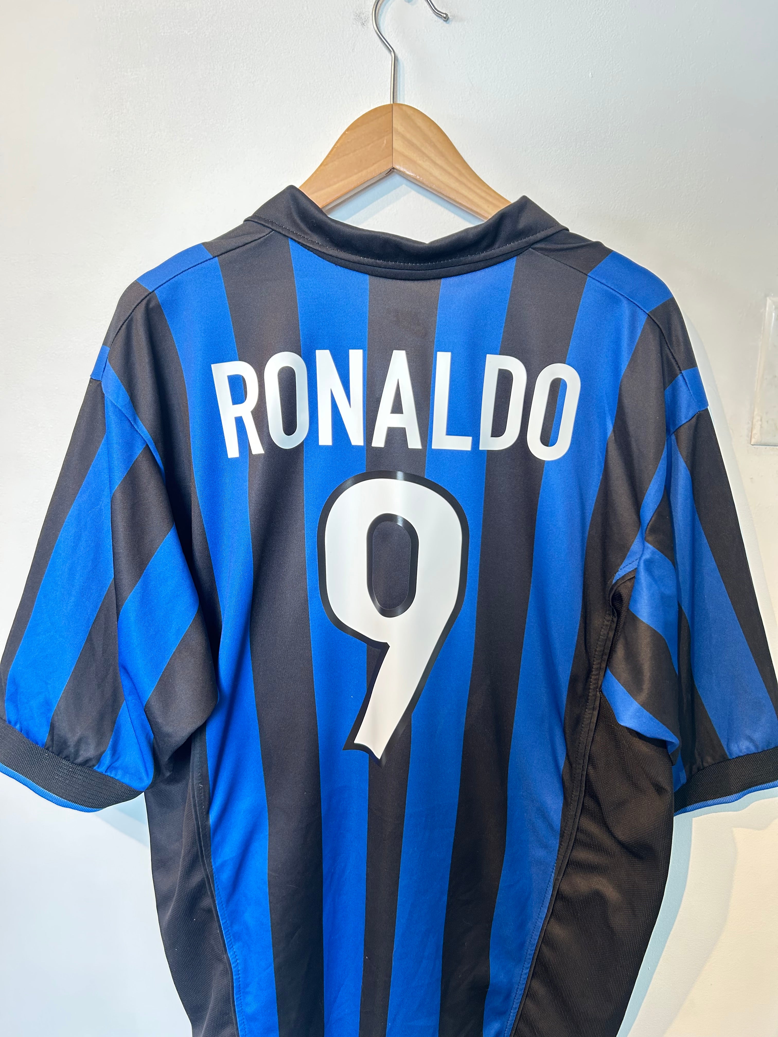 Inter Milan 1998-99 Home Shirt - Ronaldo #9 - XL – Football Heaven