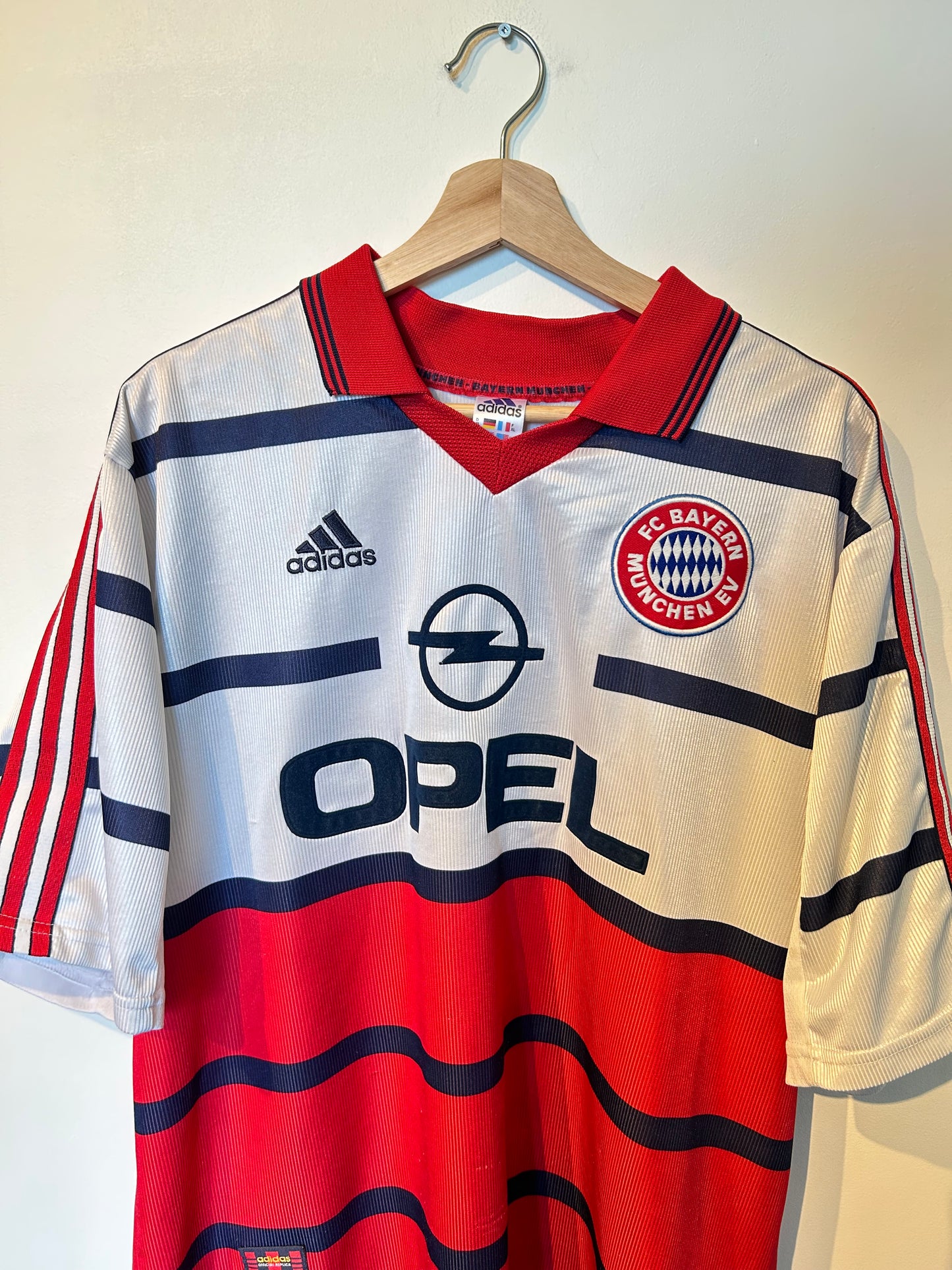 Bayern Munich 1998-00 Away Shirt - Matthaus #10 - XL