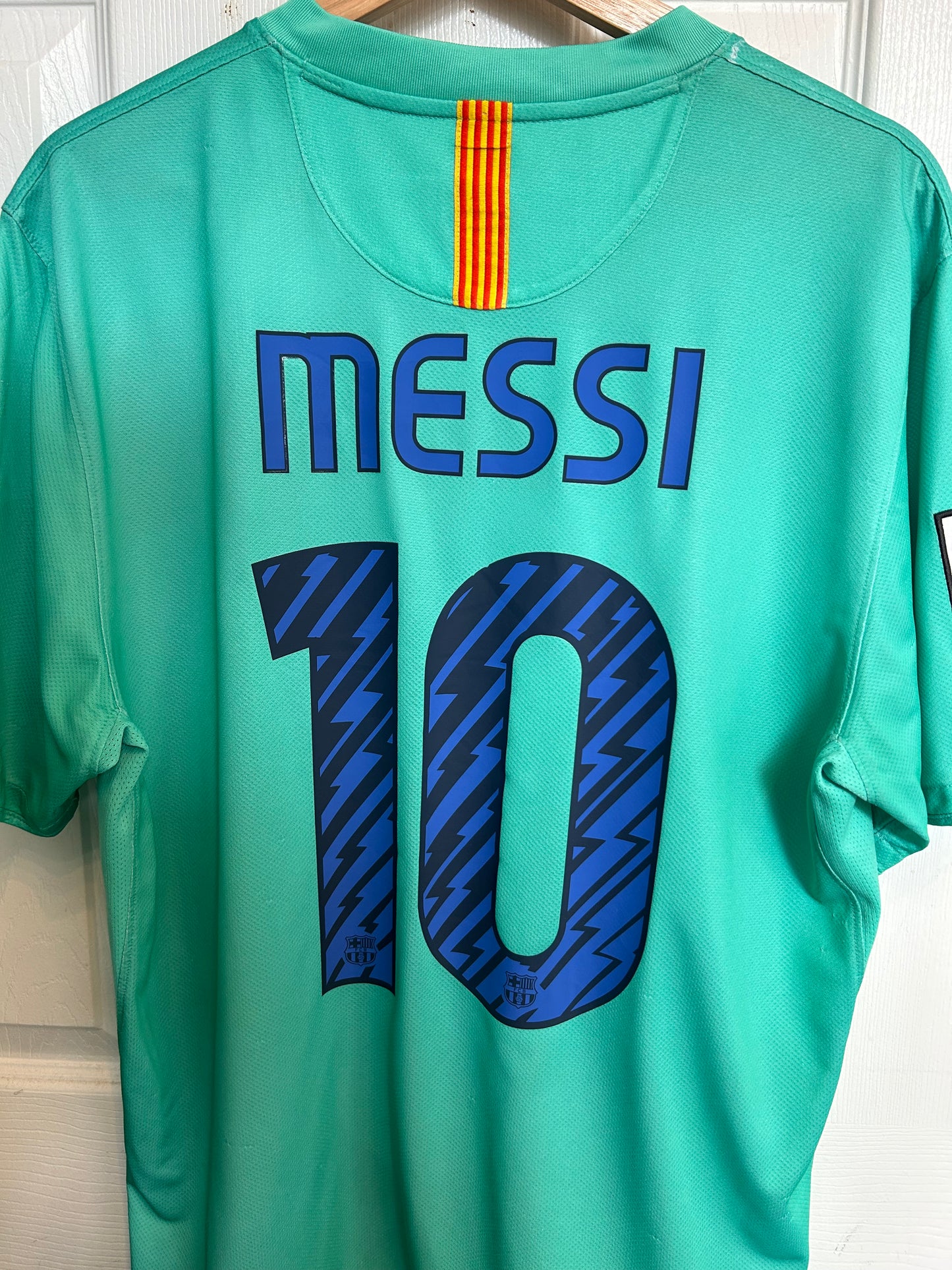 Barcelona 2010-11 Away Shirt - Messi #10 - XL