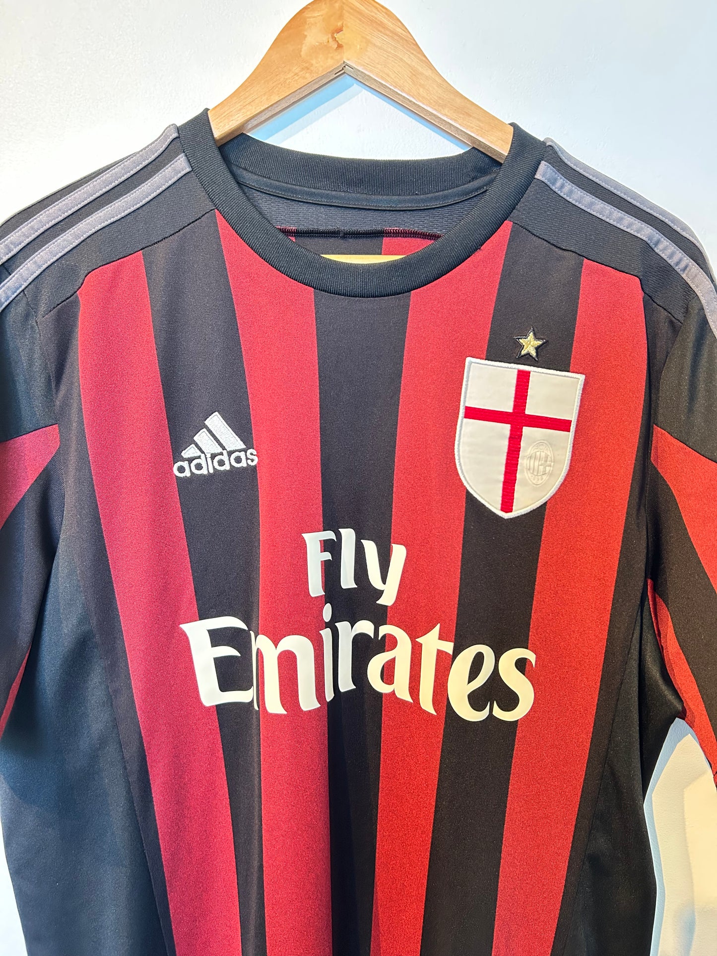 AC Milan 2015-16 Home Shirt - Balotelli #45 - L