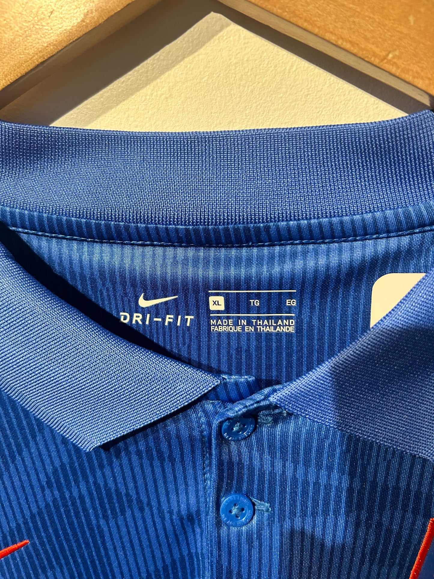 England 2020-21 Away Shirt - Kane #9 - XL