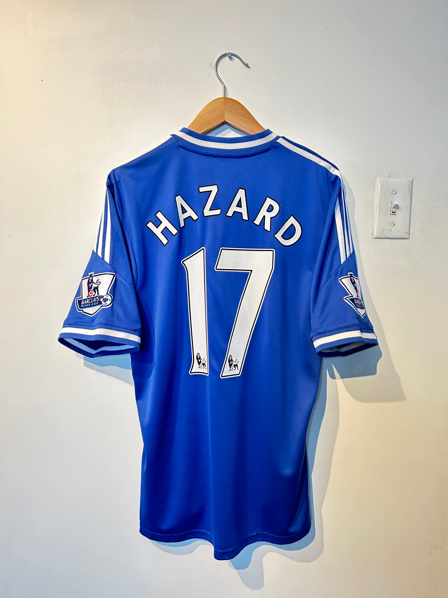 Chelsea 2013-14 Home Shirt - Hazard #17 - L