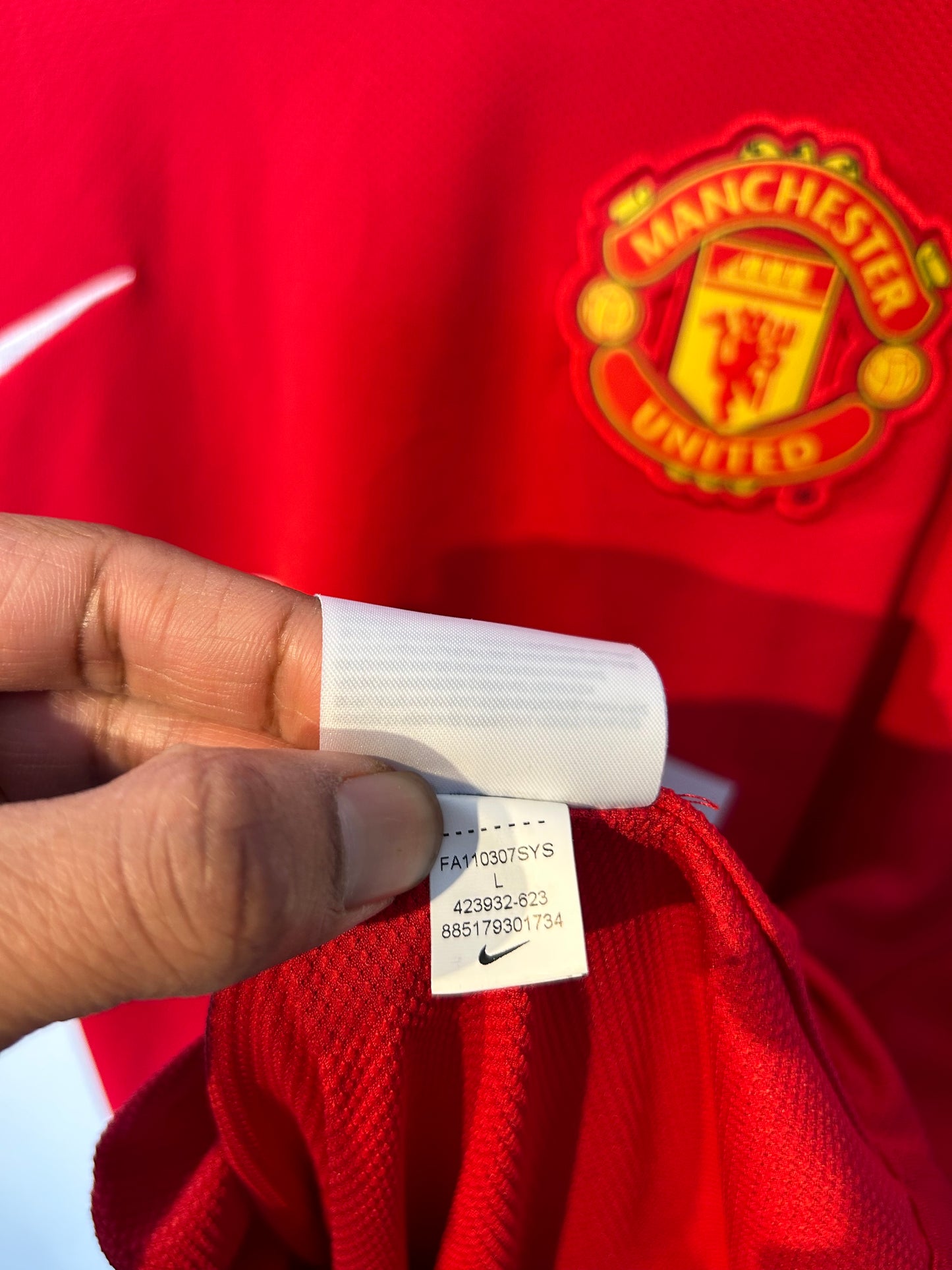 Manchester United 2011-12 Home Shirt - Evra #3 - L