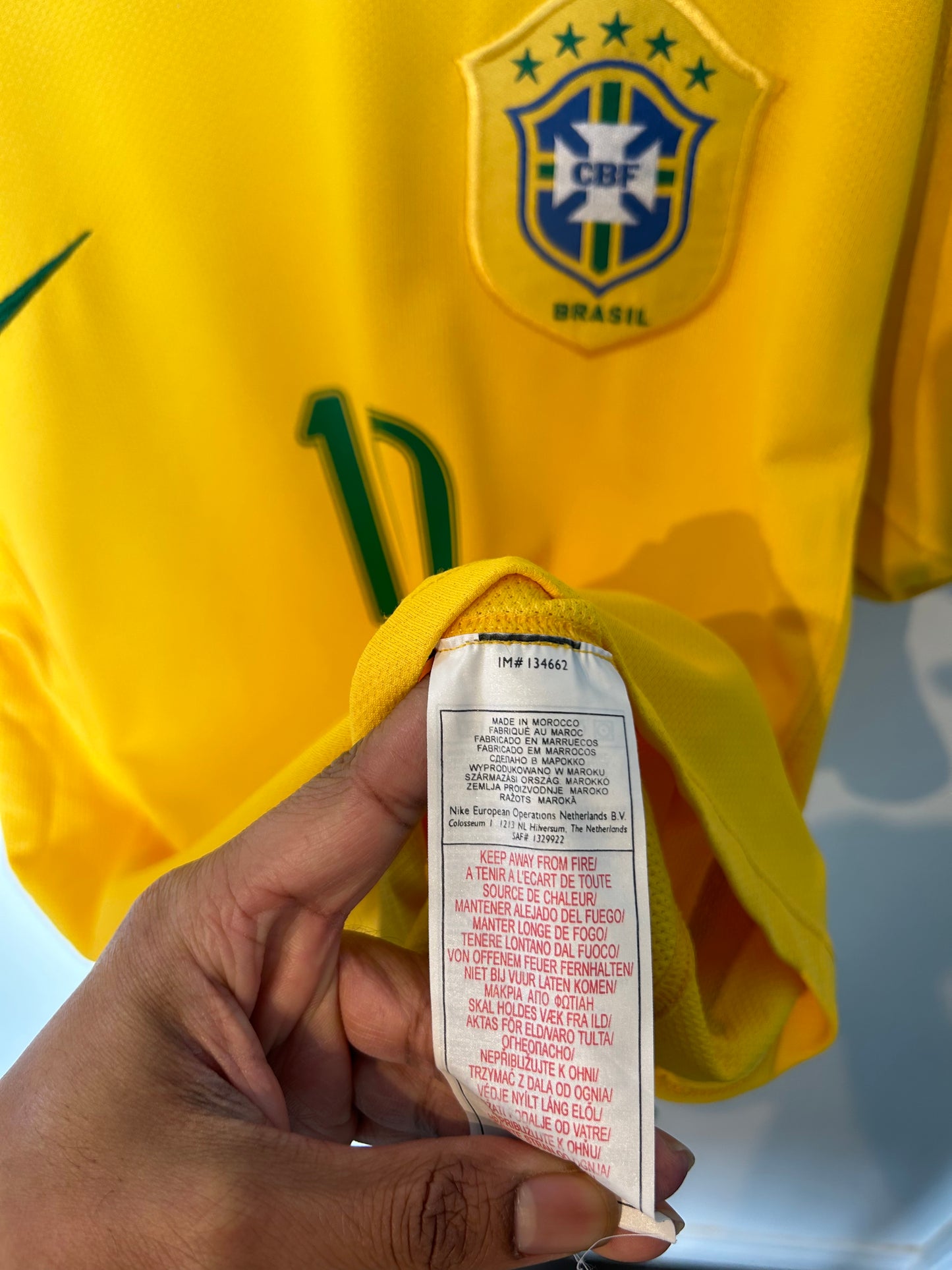 Brazil 2006-08 Home Shirt - Ronaldinho #10 - M