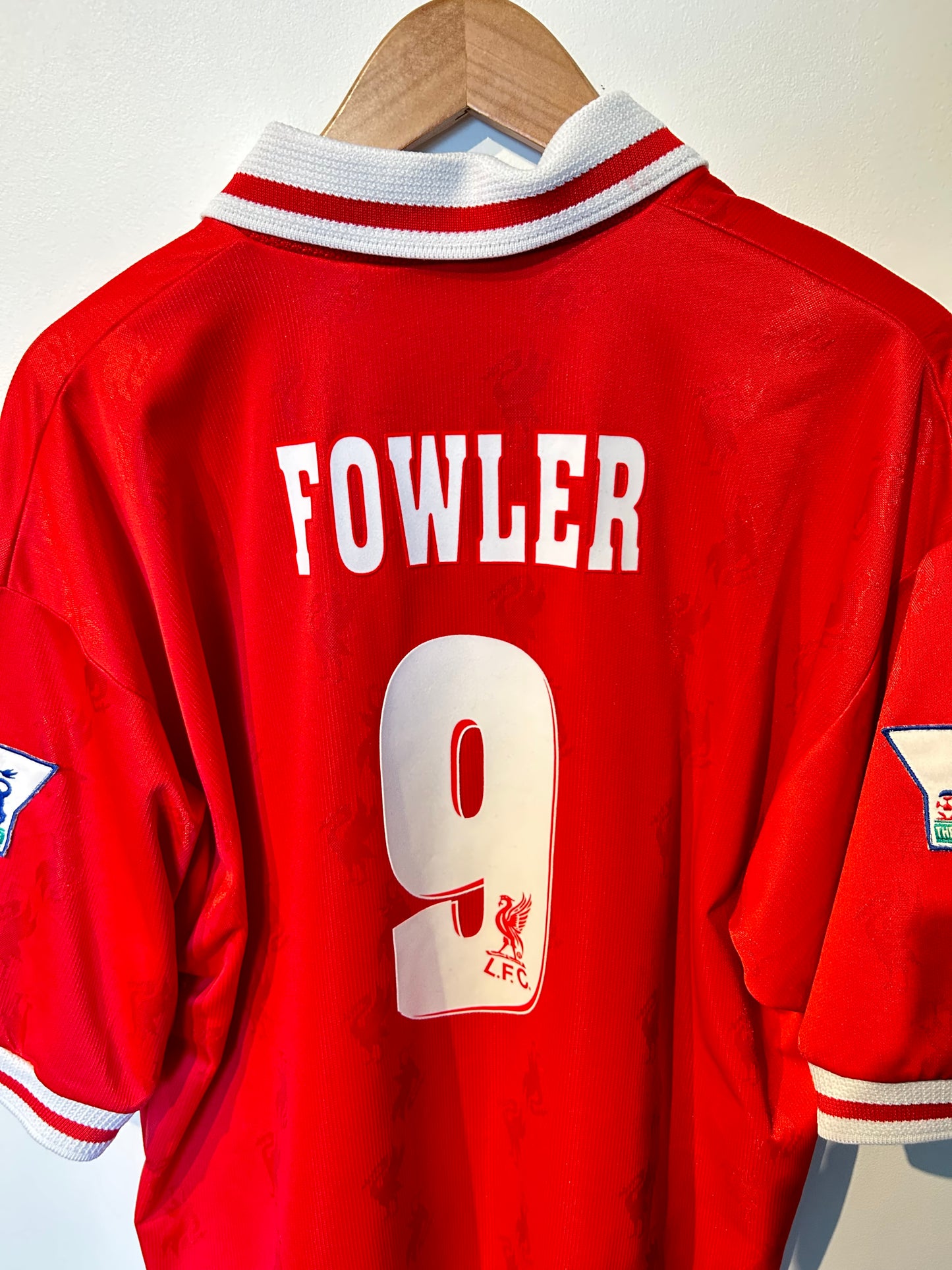 Liverpool 1996-98 Home Shirt - Fowler #9 - L
