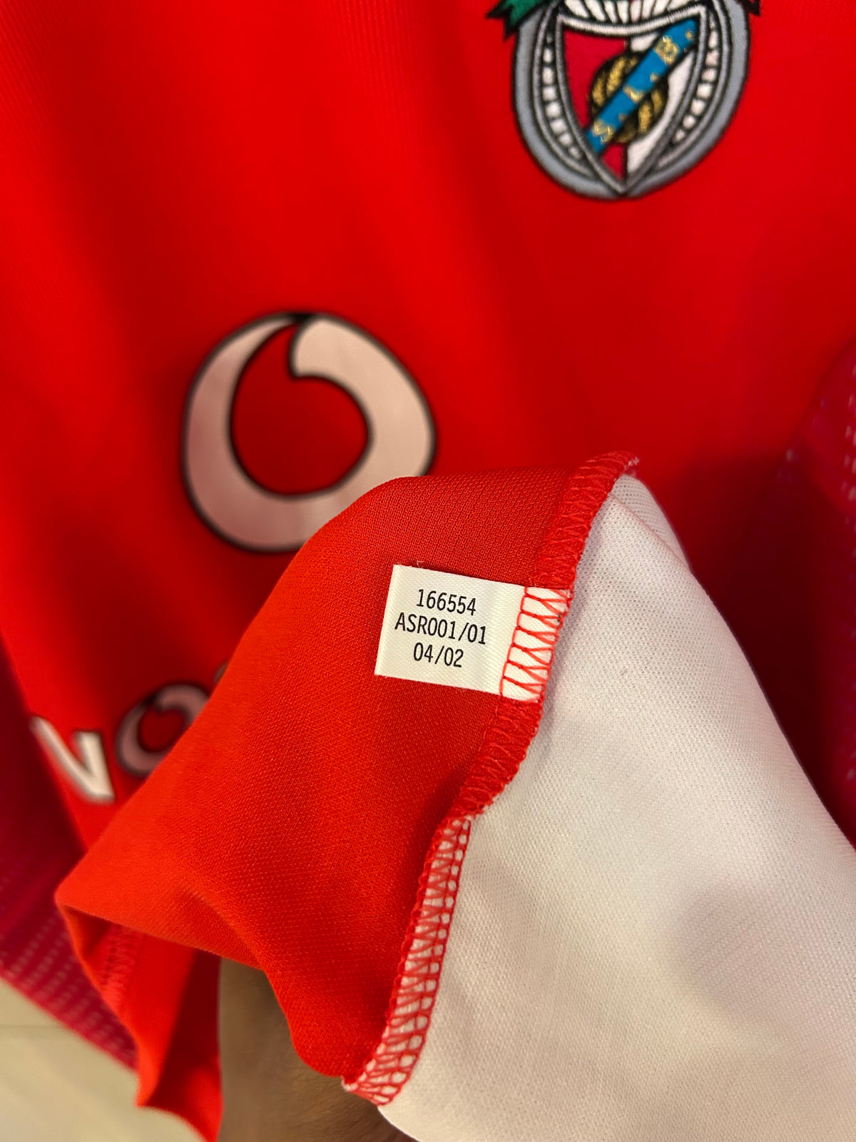 Benfica 2002-03 Home Shirt - Roger #8 - XL