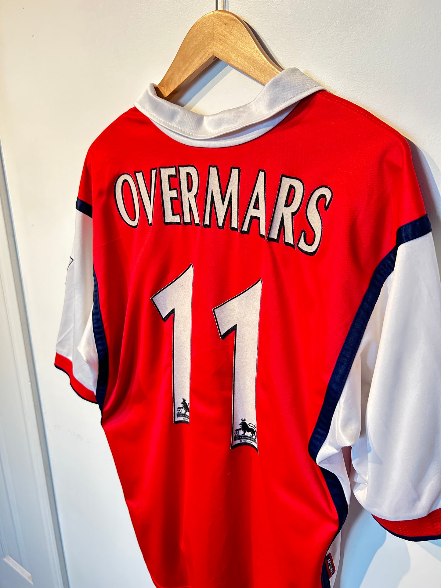 Arsenal 1999-00 Home Shirt - Overmars #11 - L