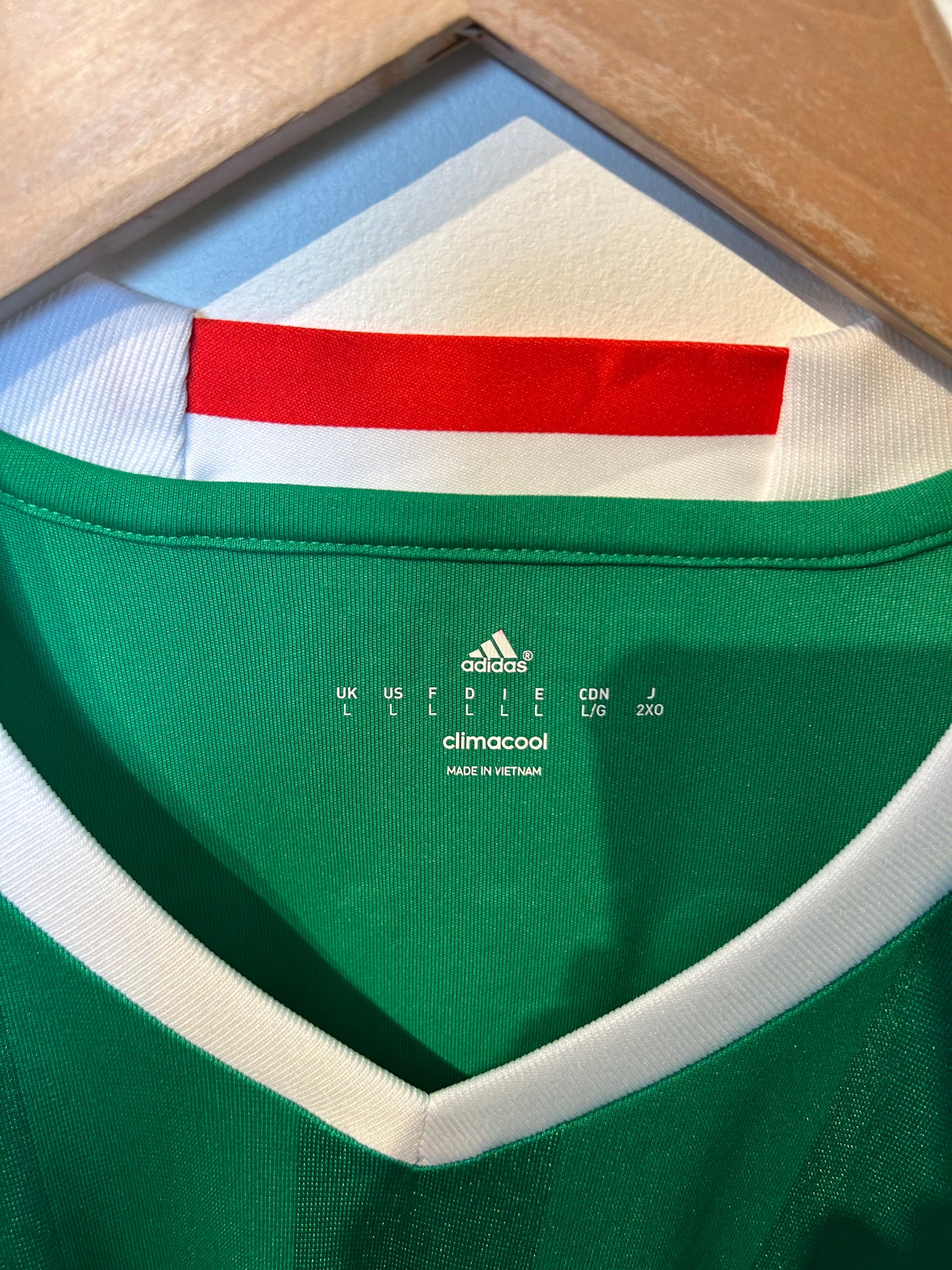 Mexico 2016-17 Home Shirt - Chicharito #14 - L