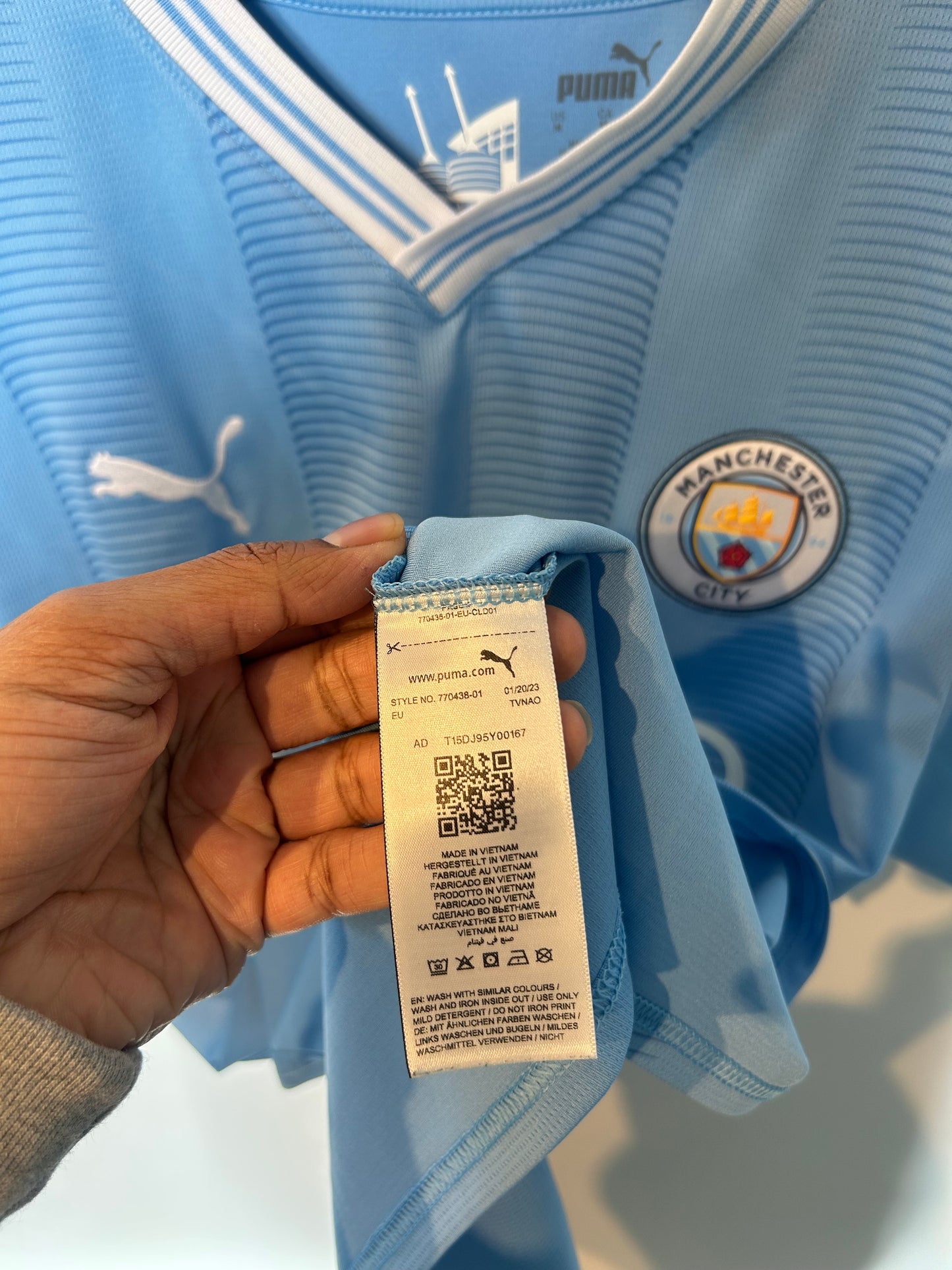 Manchester City 2023-24 Home Shirt - Haaland #9 - M