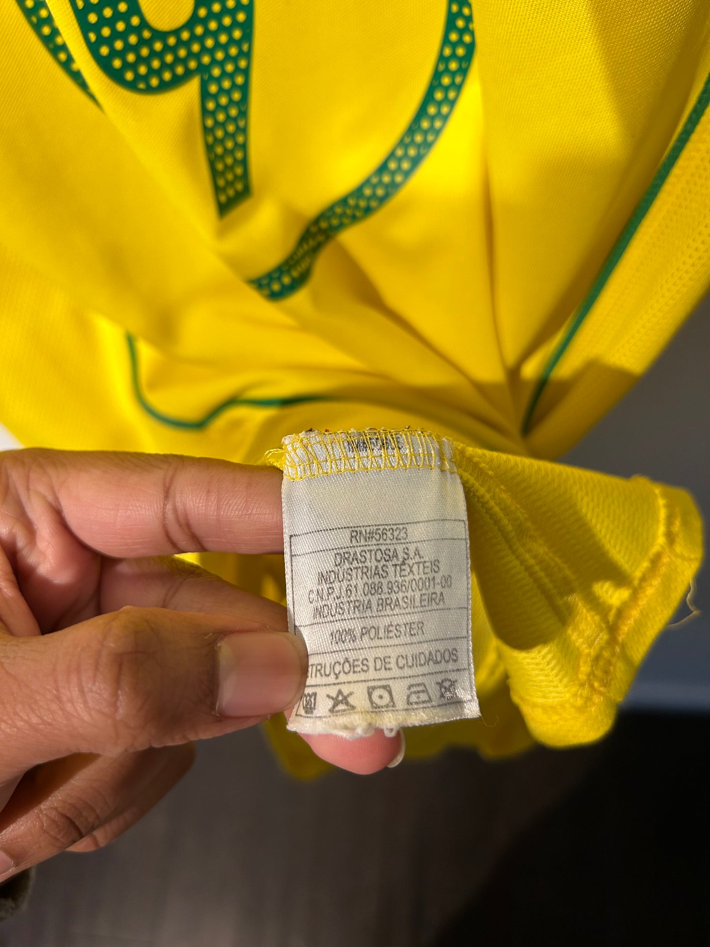 Brazil 2004-06 Home Shirt - Ronaldo #9 - S/M