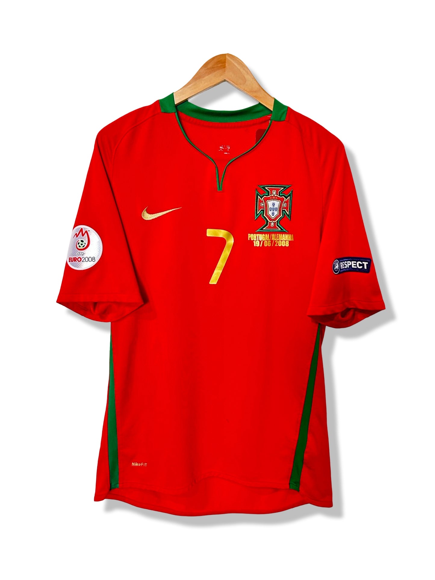 Portugal 2008-10 Home Shirt - Ronaldo #7 - M