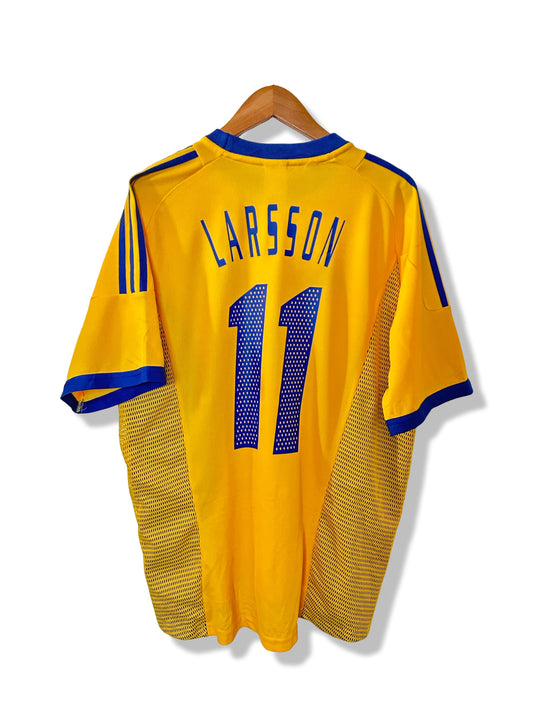 Sweden 2002-03 Home Shirt - Larsson #11 - L