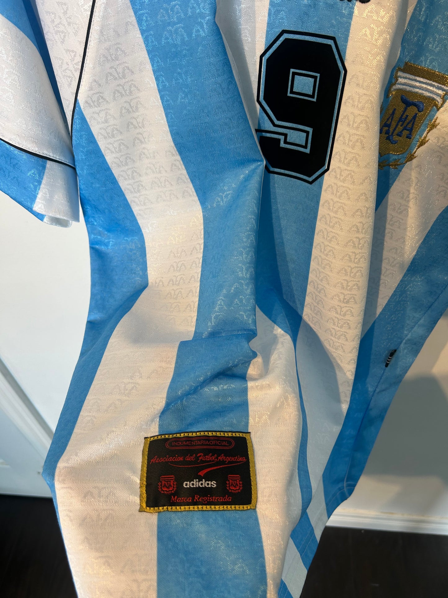Argentina 1996-98 Home Shirt - Batistuta #9 - L