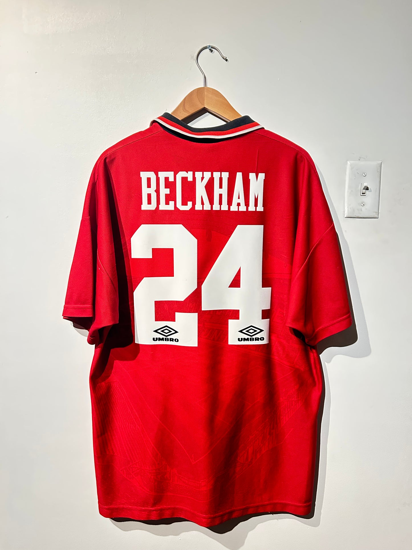 Manchester United 1994-96 Home Shirt - Beckham #24 - XL
