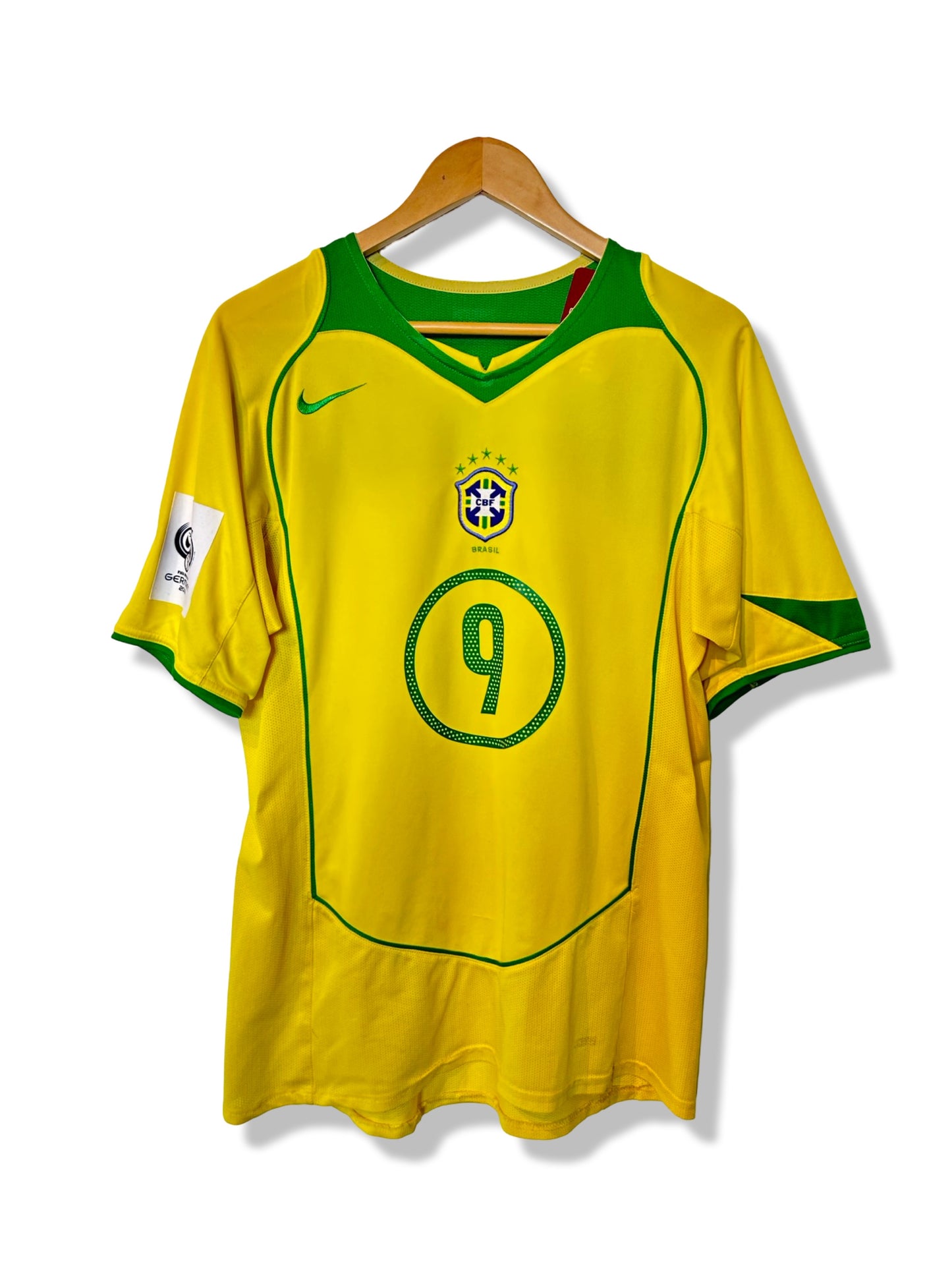 Brazil 2004-06 Home Shirt - Ronaldo #9 - S/M