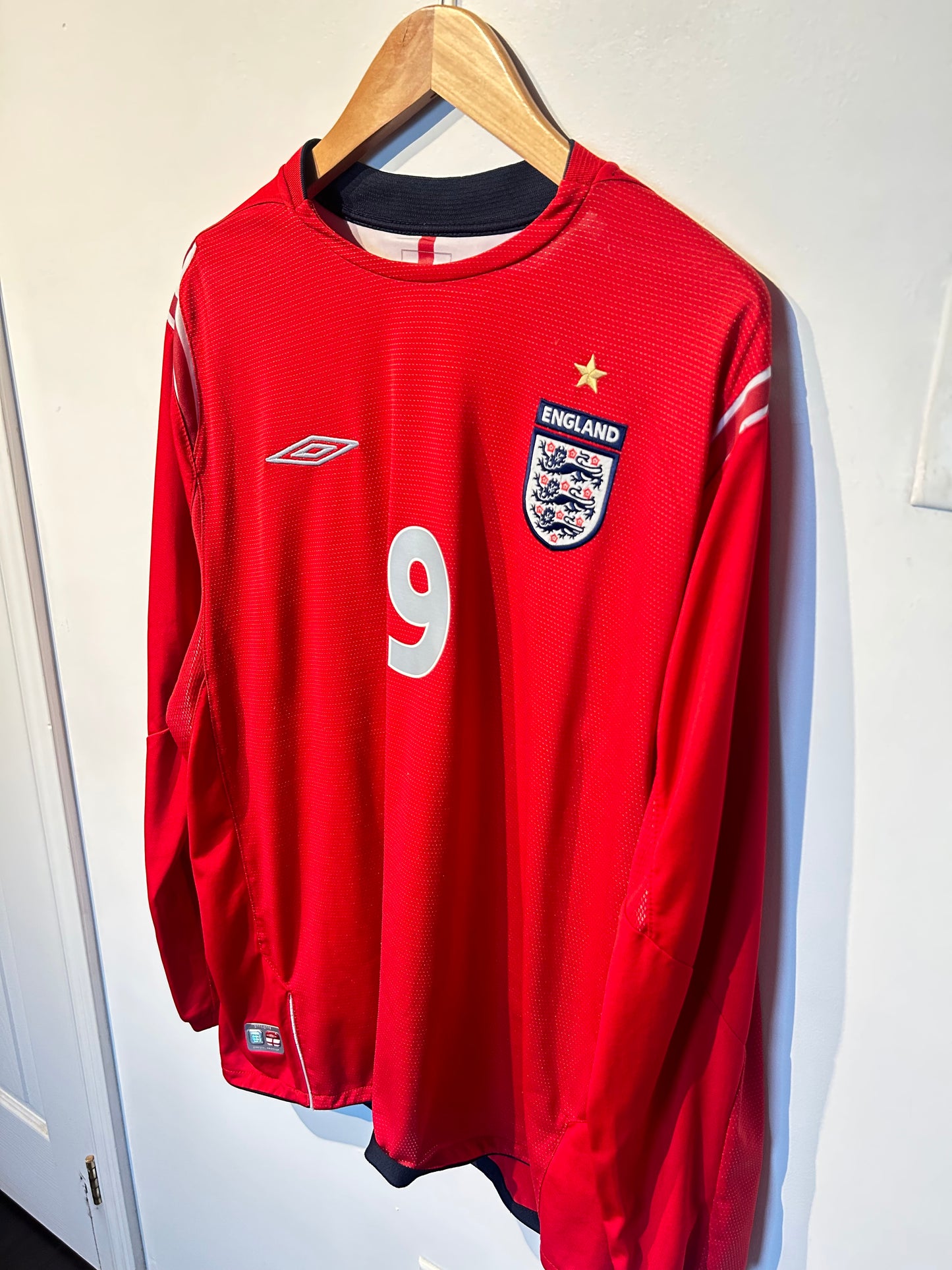 England 2004-06 Away Shirt L/S - Rooney #9 - XL