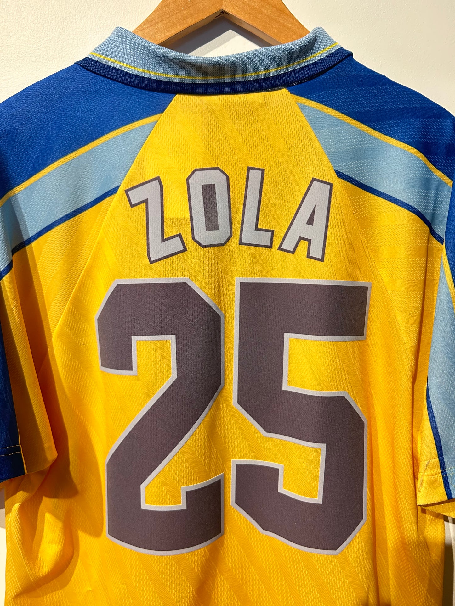 Chelsea 1996-97 Away Shirt - Zola #25 - Youth L