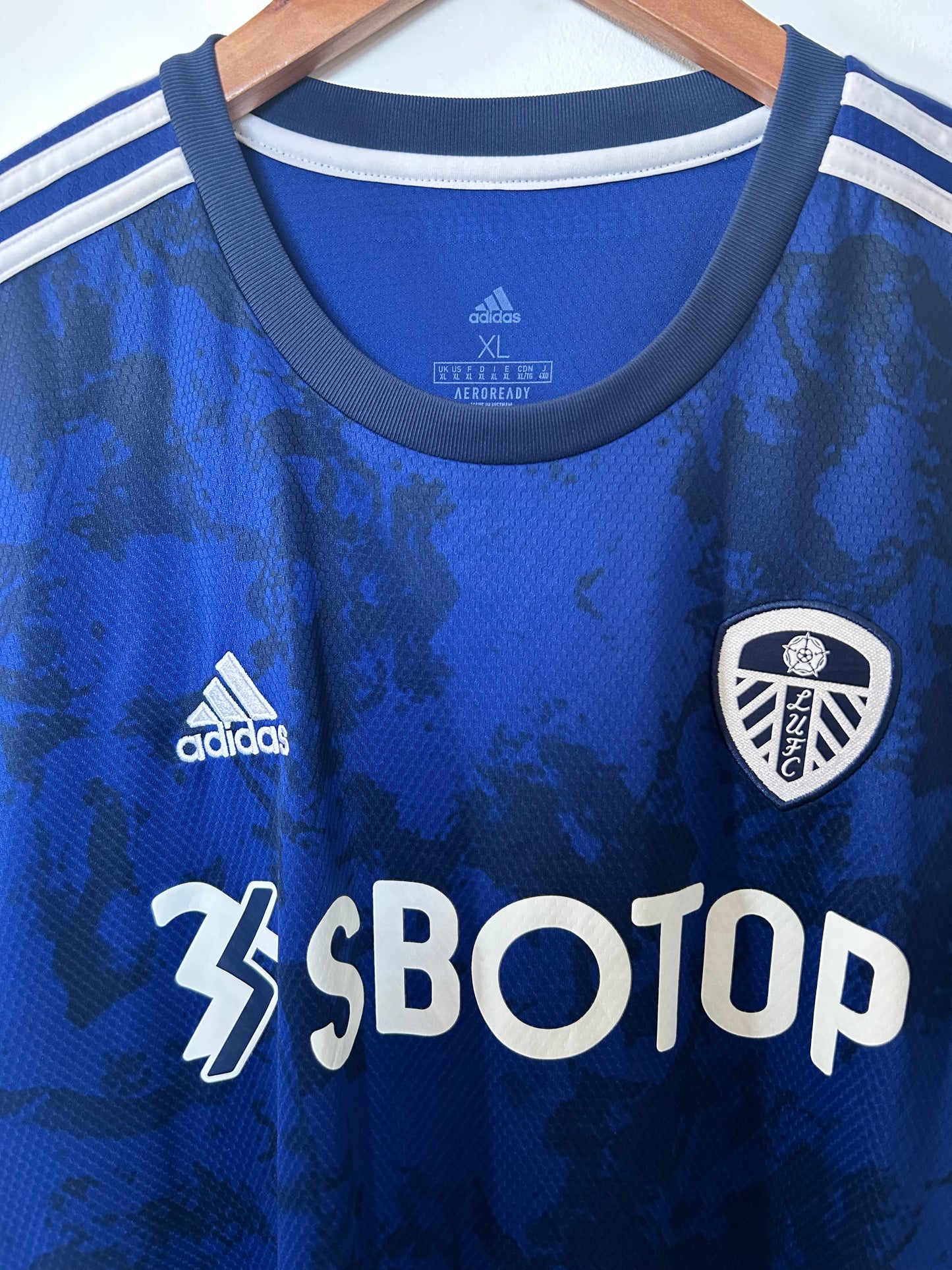 Leeds 2021-22 Away Shirt - Raphina #10 - XL