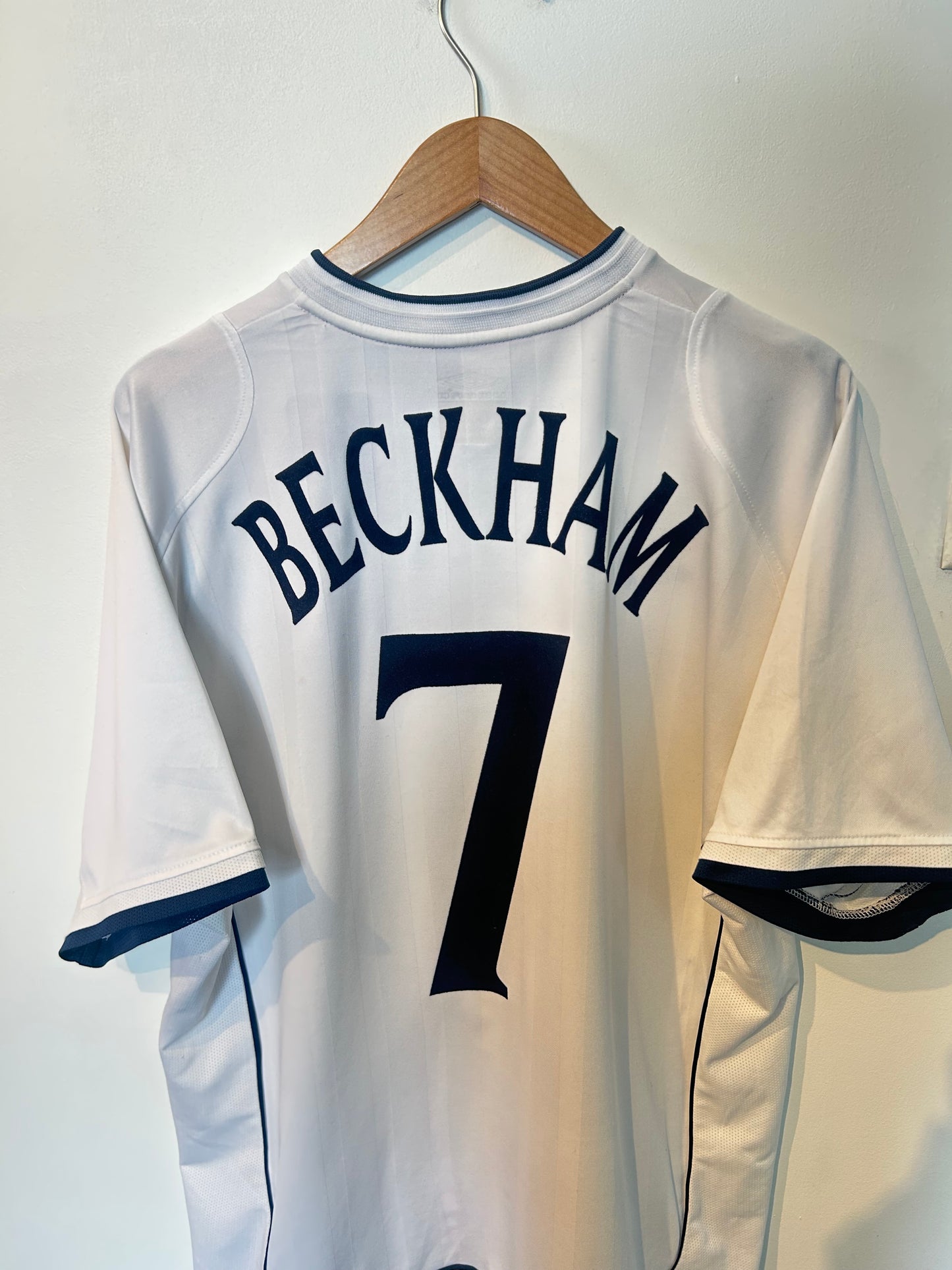 England 2001-03 Home Shirt - Beckham #7 - XL