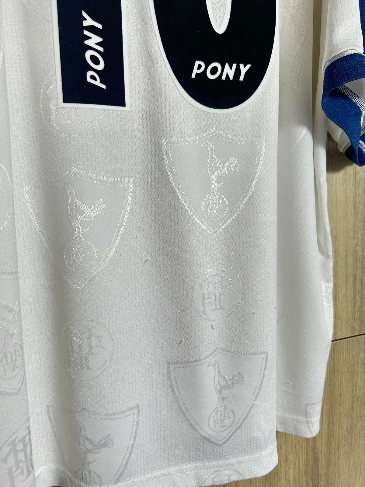 Tottenham 1995-97 Home Shirt - Sheringham #10 - XL
